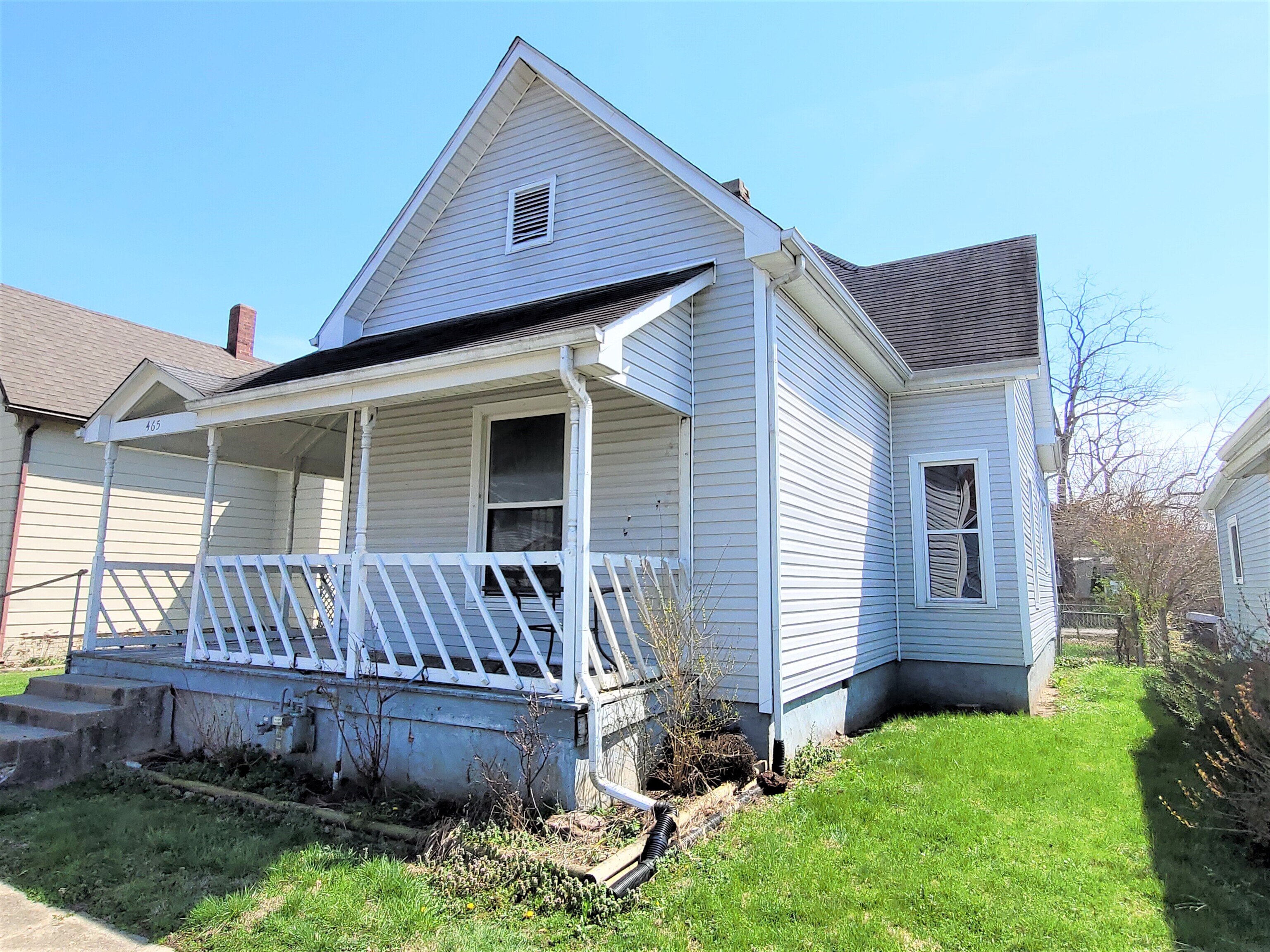 465 W Franklin Street