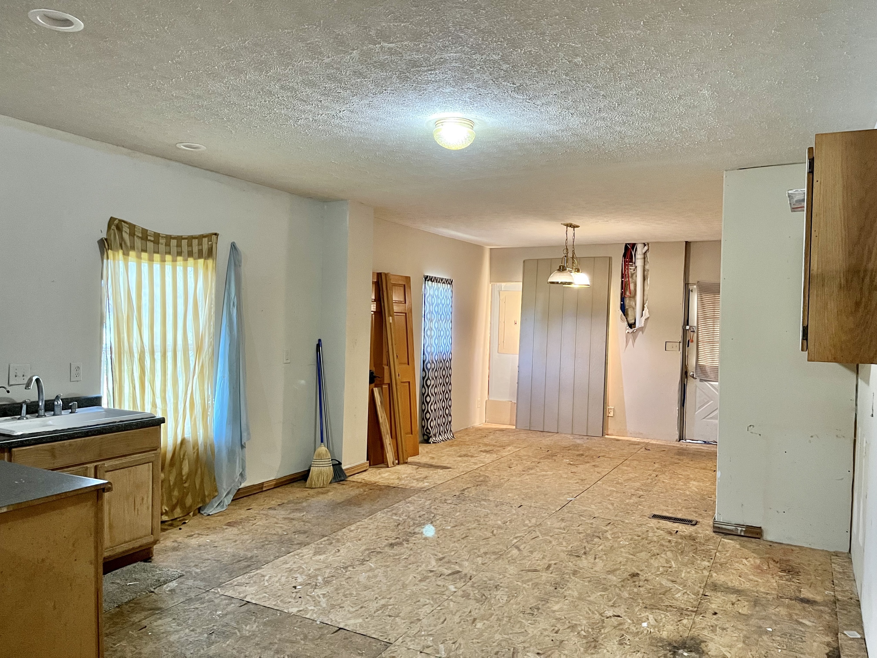 408 N Mapleton Street