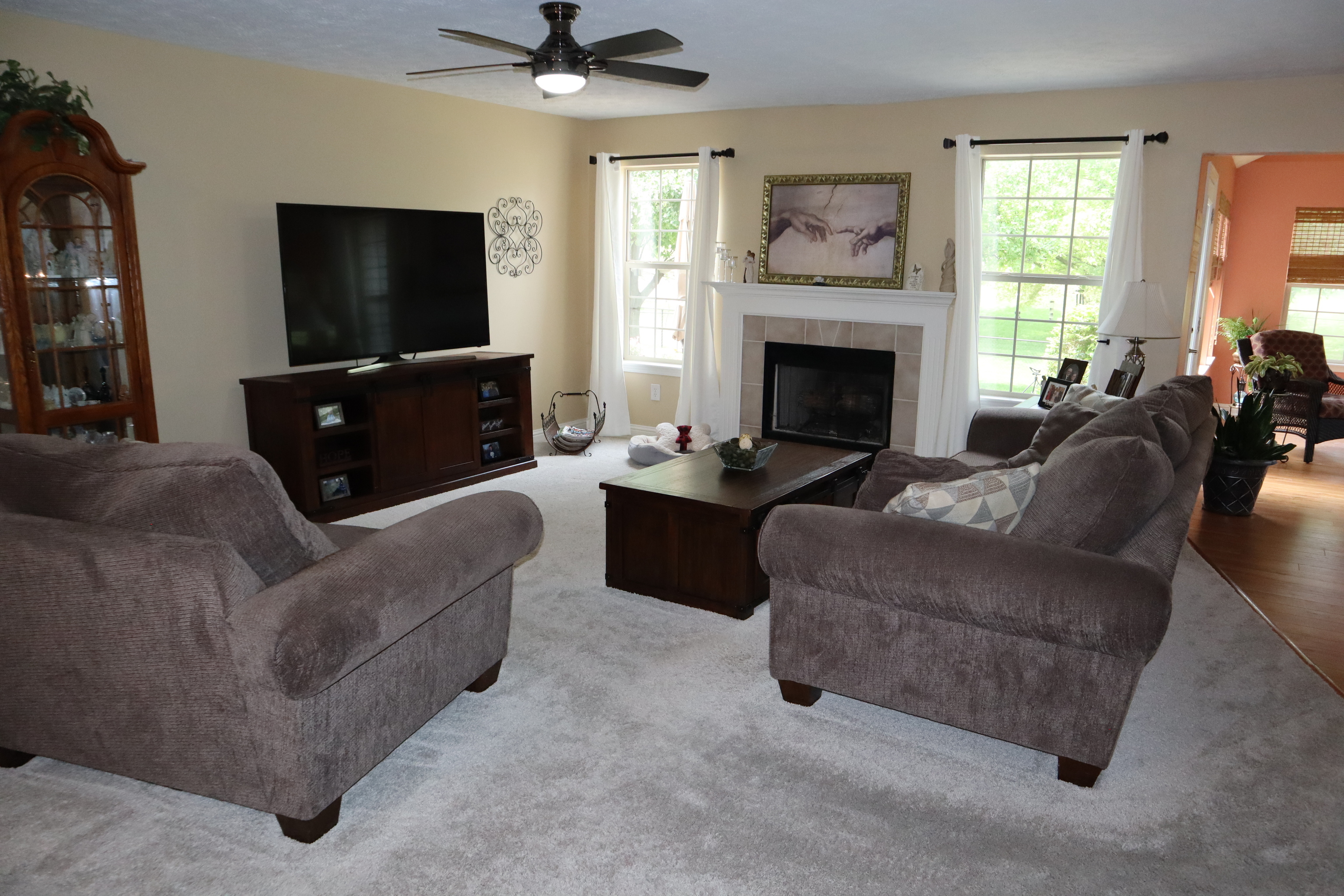 2940 Cross Creek Drive