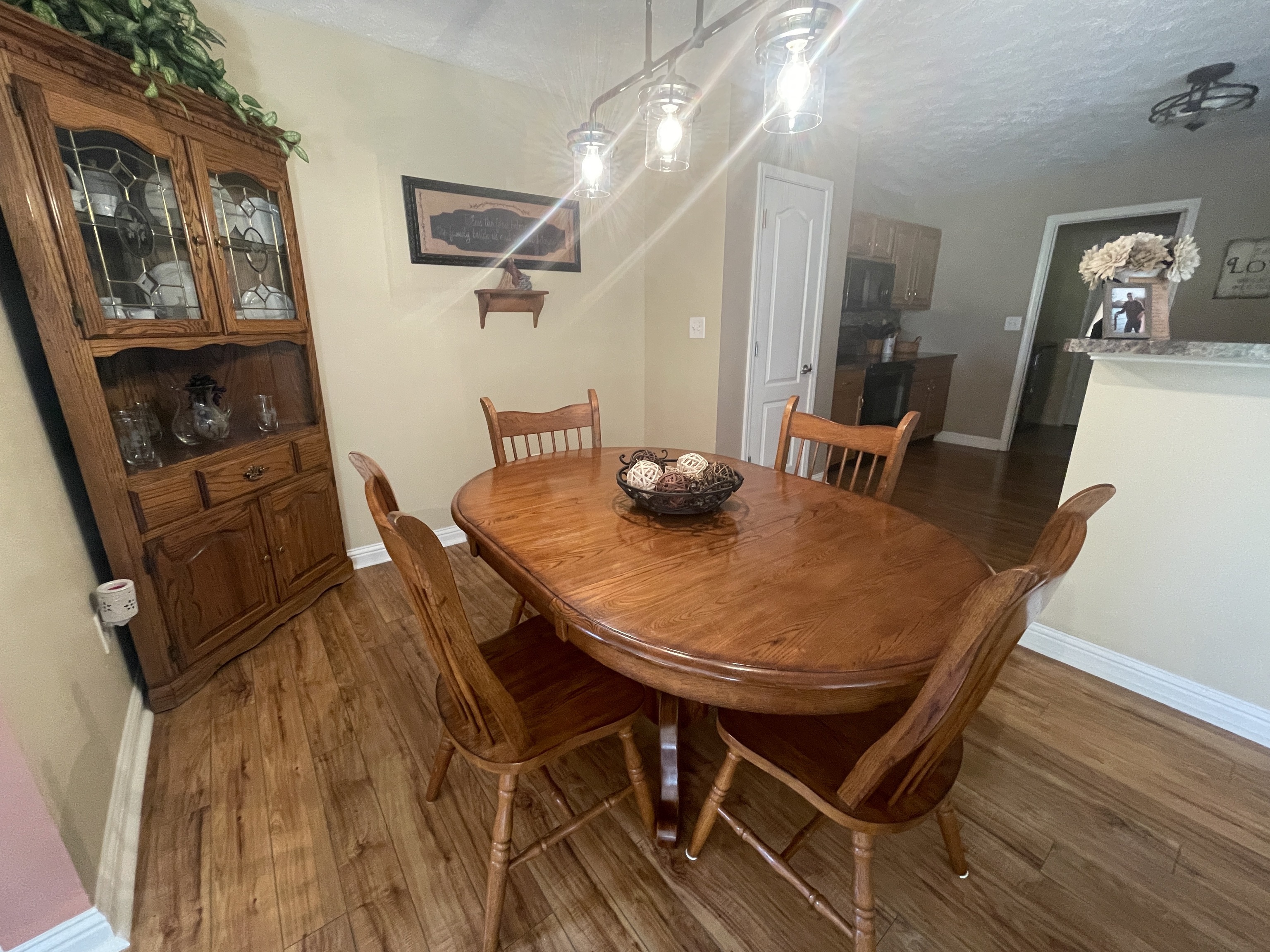 2940 Cross Creek Drive