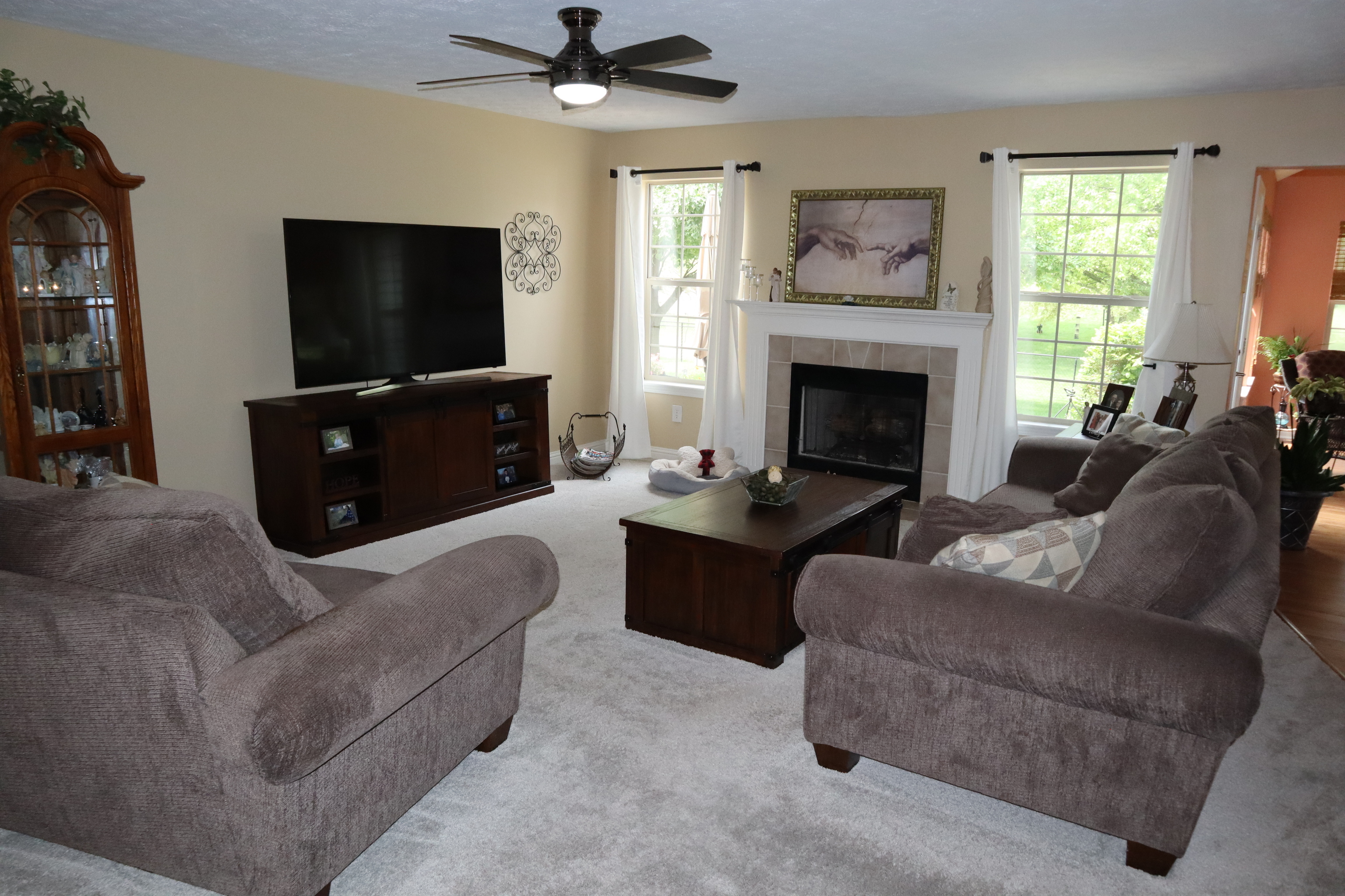 2940 Cross Creek Drive