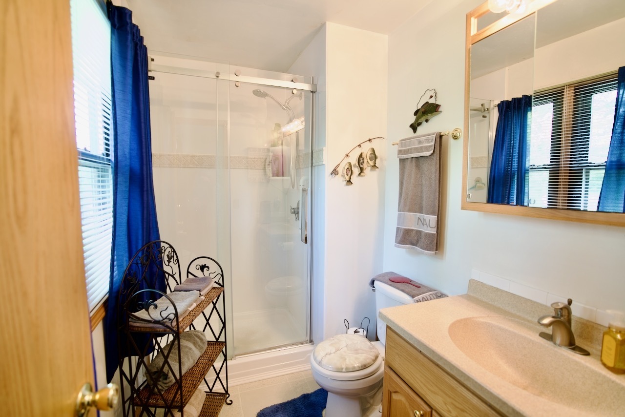 9004 N Miami Ridge Road