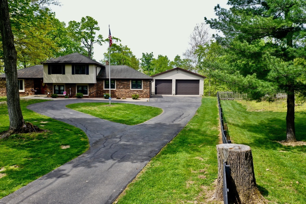 9004 N Miami Ridge Road