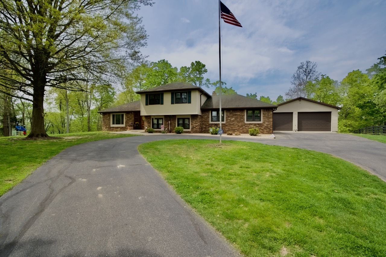 9004 N Miami Ridge Road