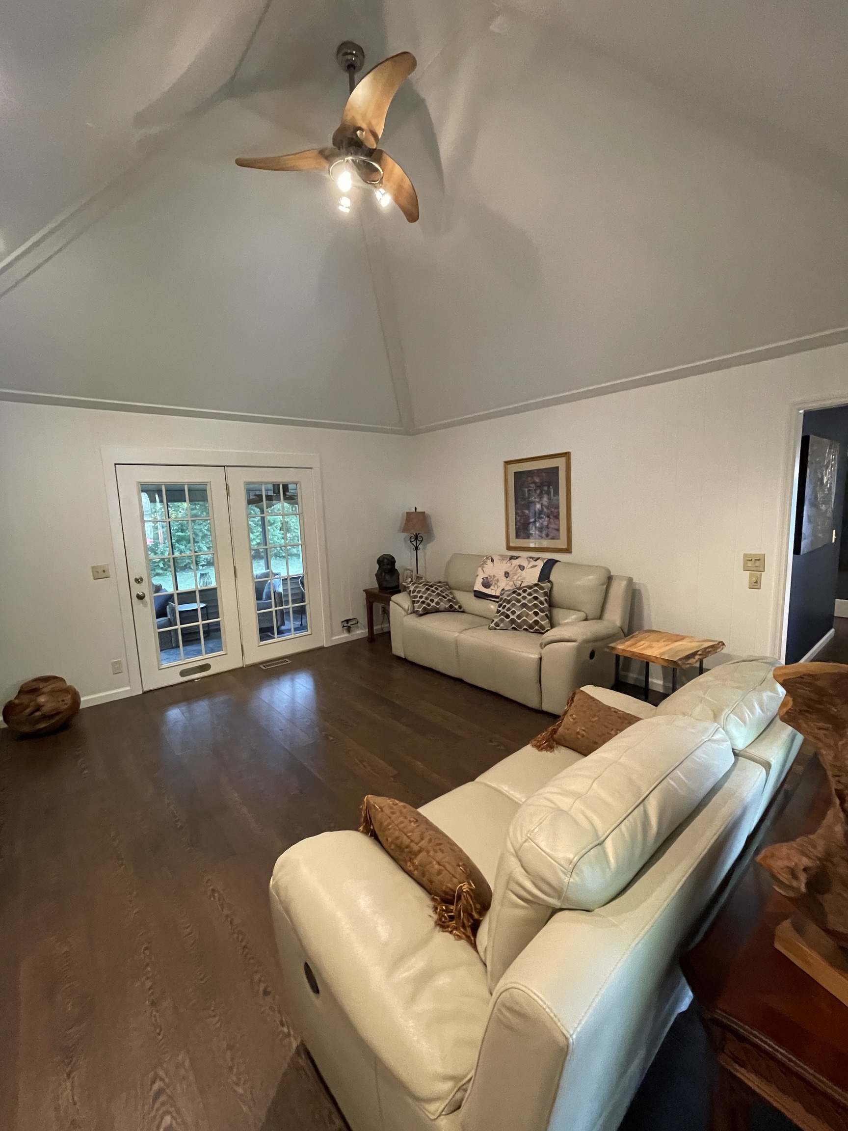 3622 Mockingbird Drive