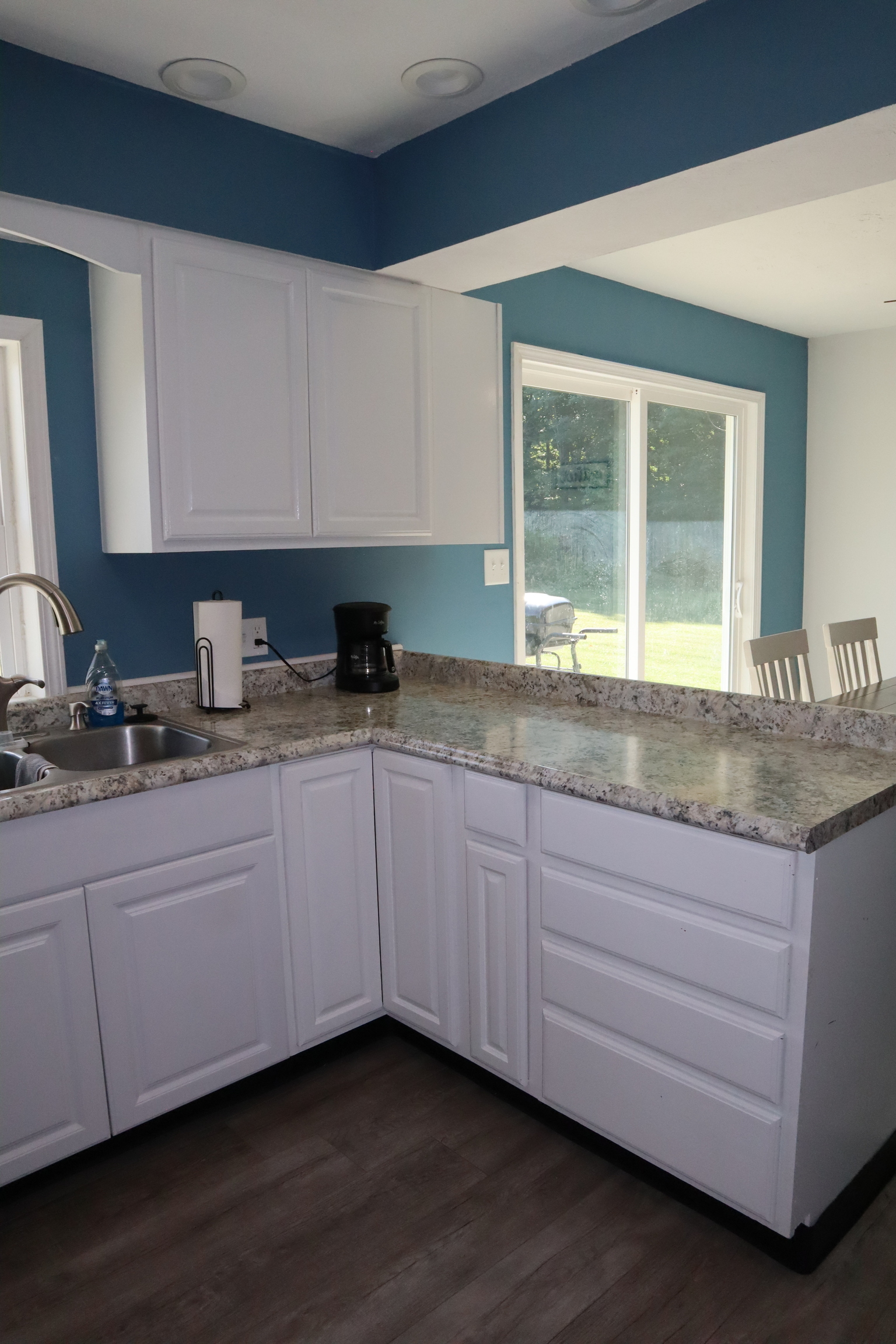 2410 S State Highway 7