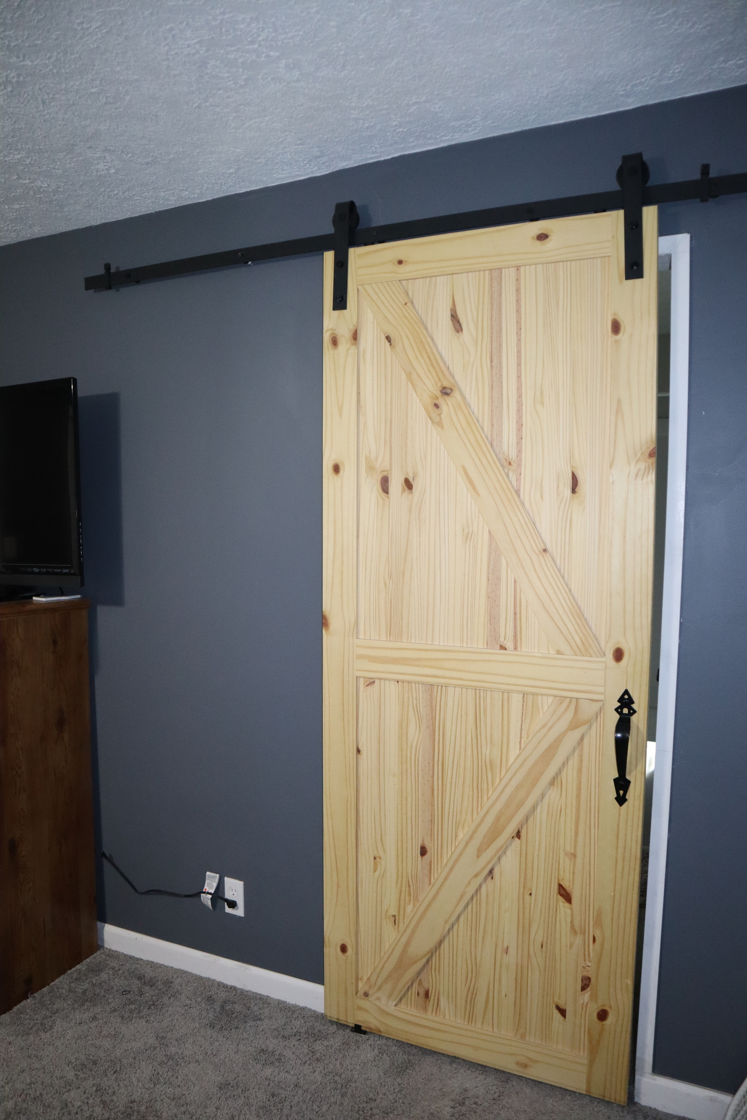 2410 S State Highway 7