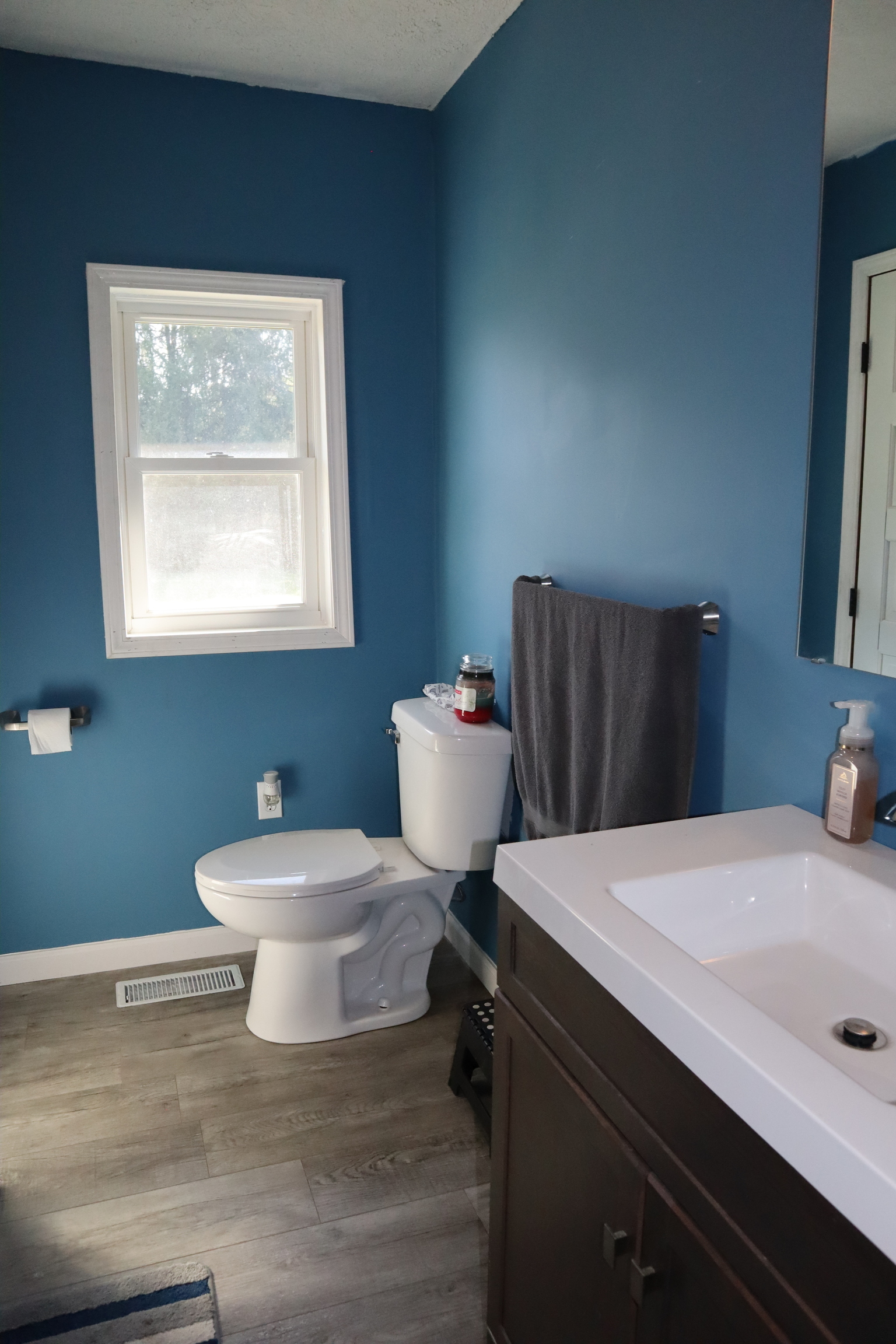 2410 S State Highway 7