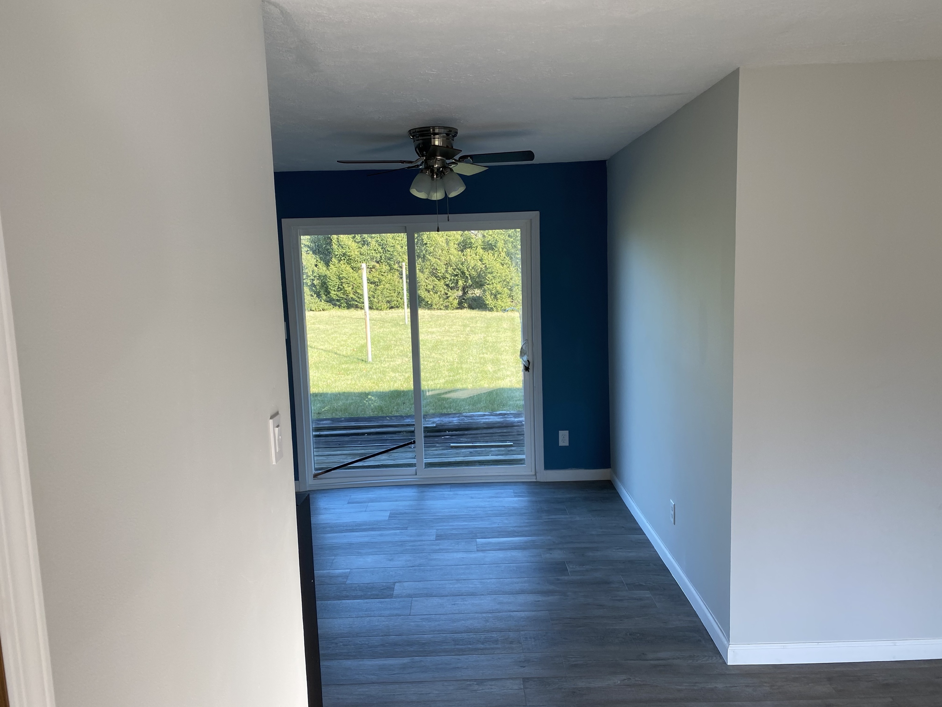 2410 S State Highway 7