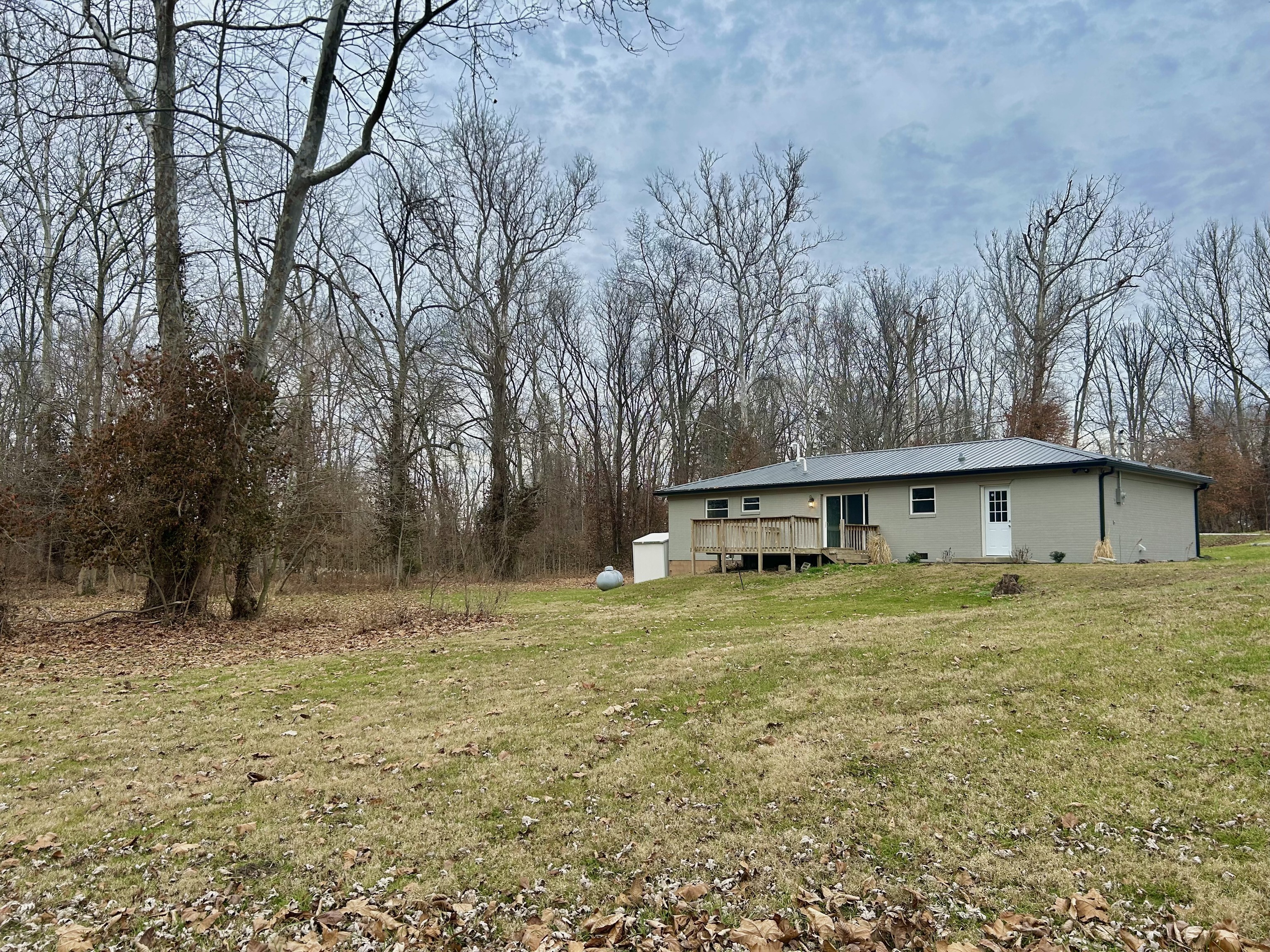 5606 S County Road 1200 E