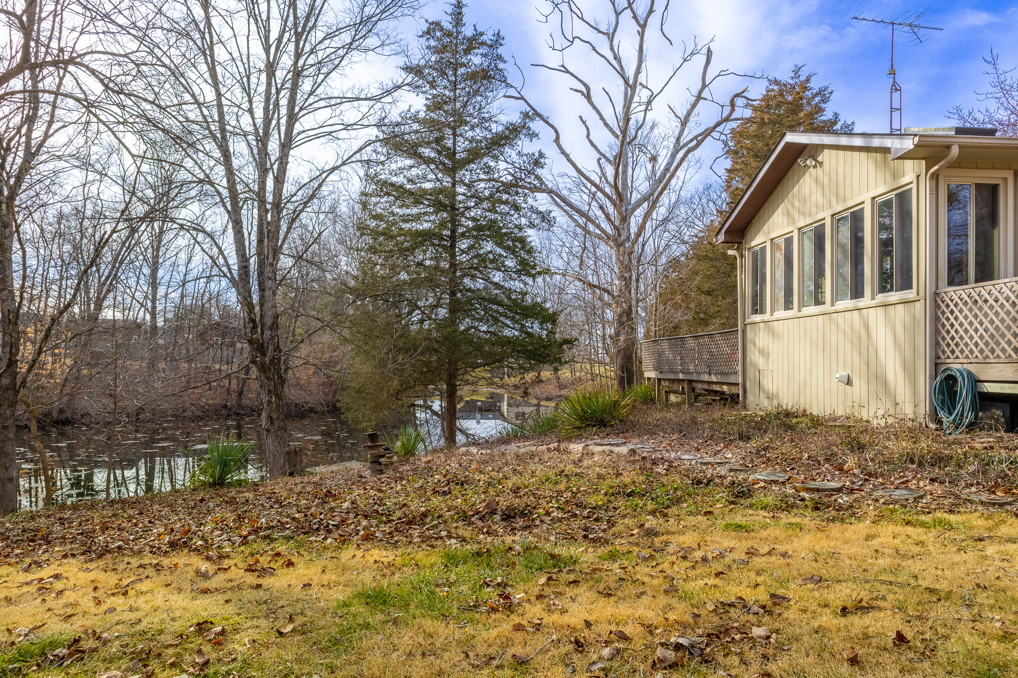 19383 E Lake Site Drive