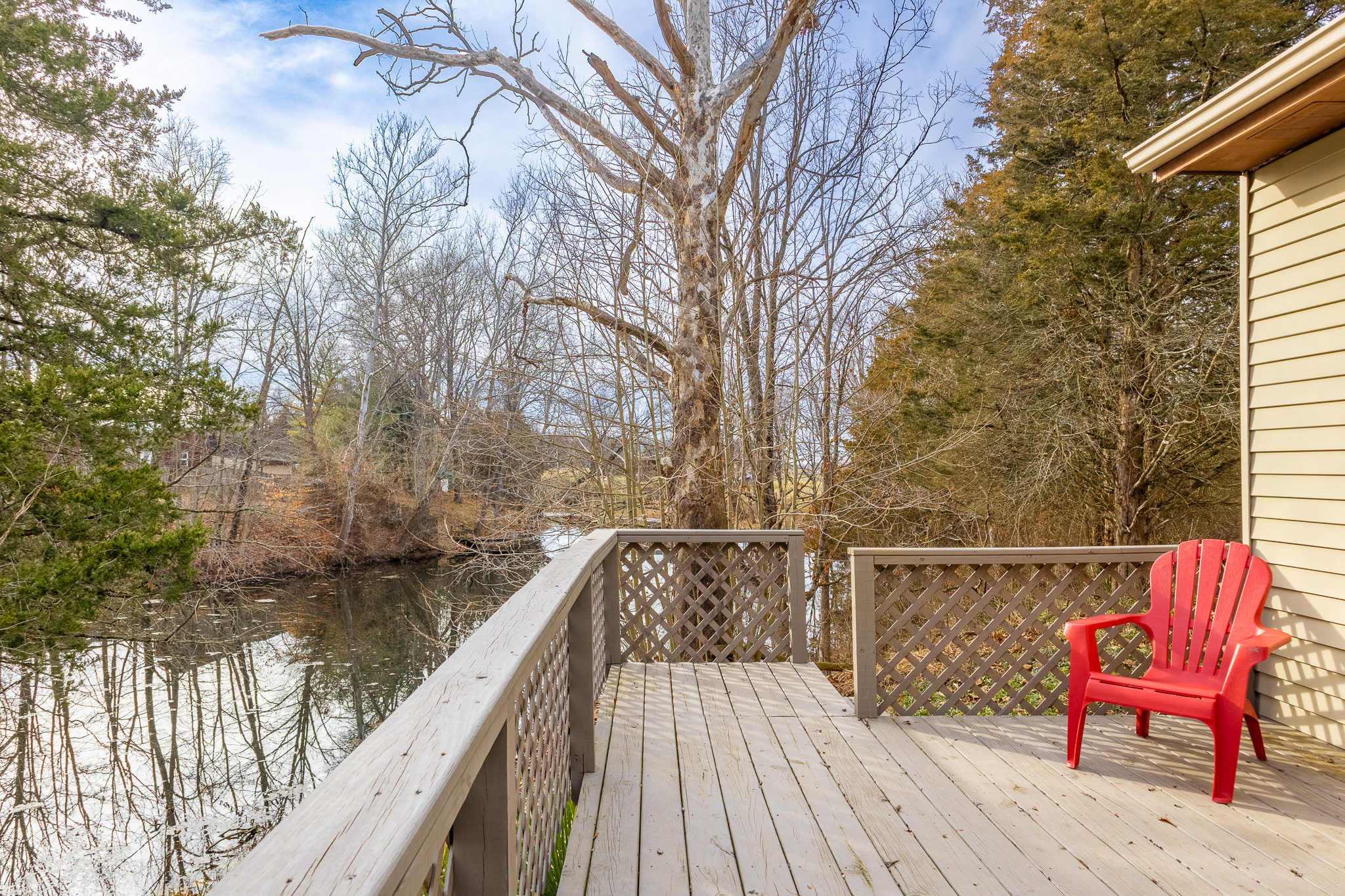 19383 E Lake Site Drive