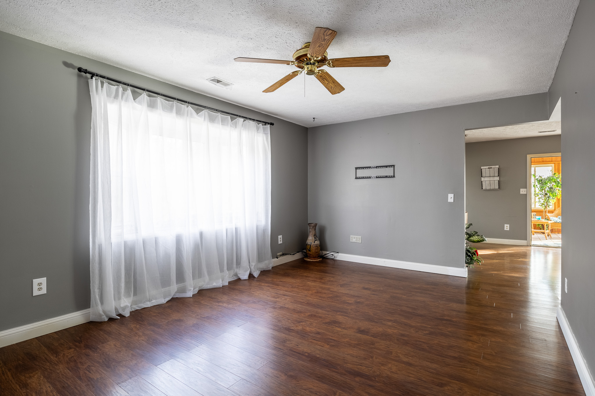 19383 E Lake Site Drive