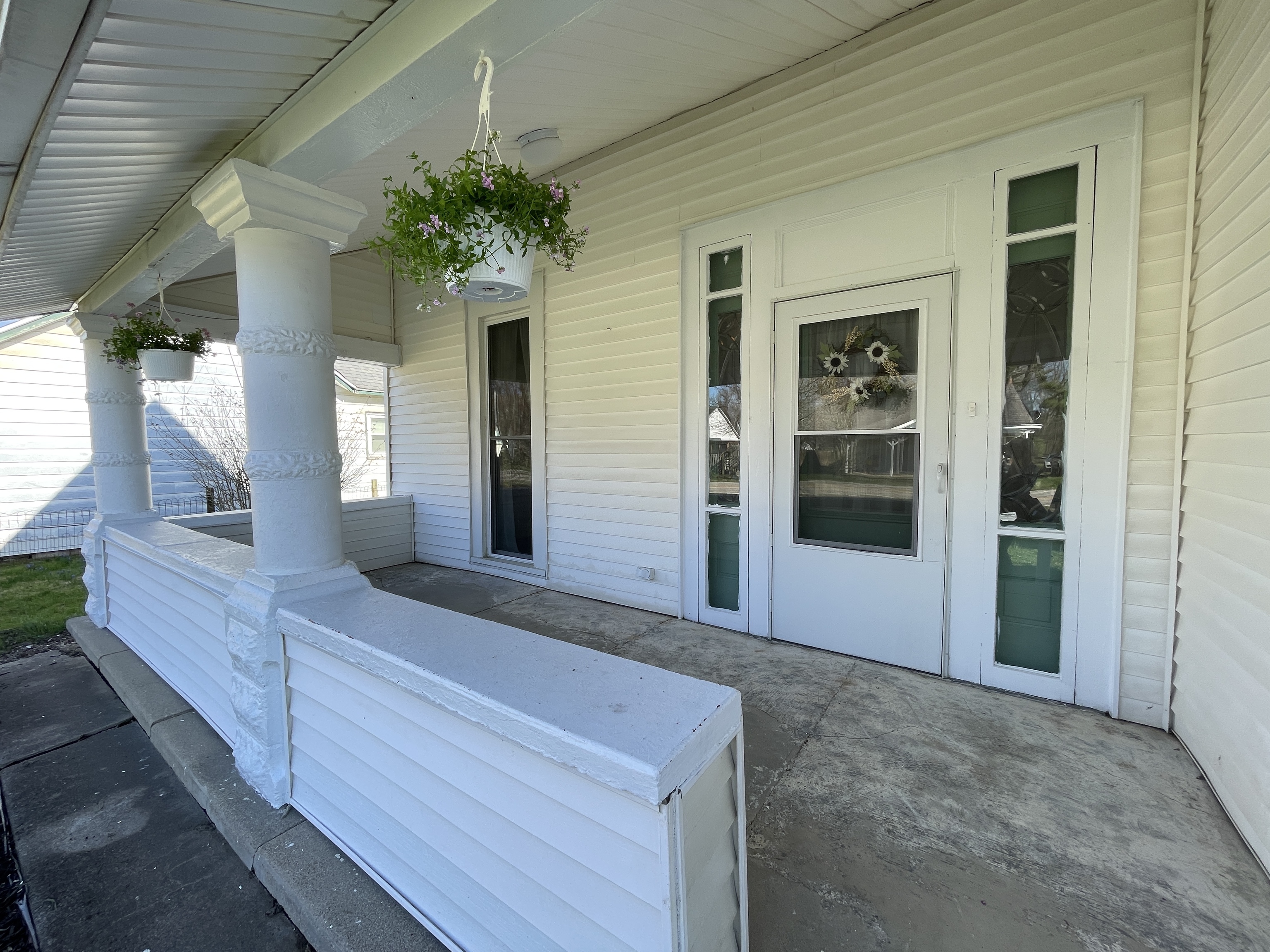 6033 S Jonesville Road