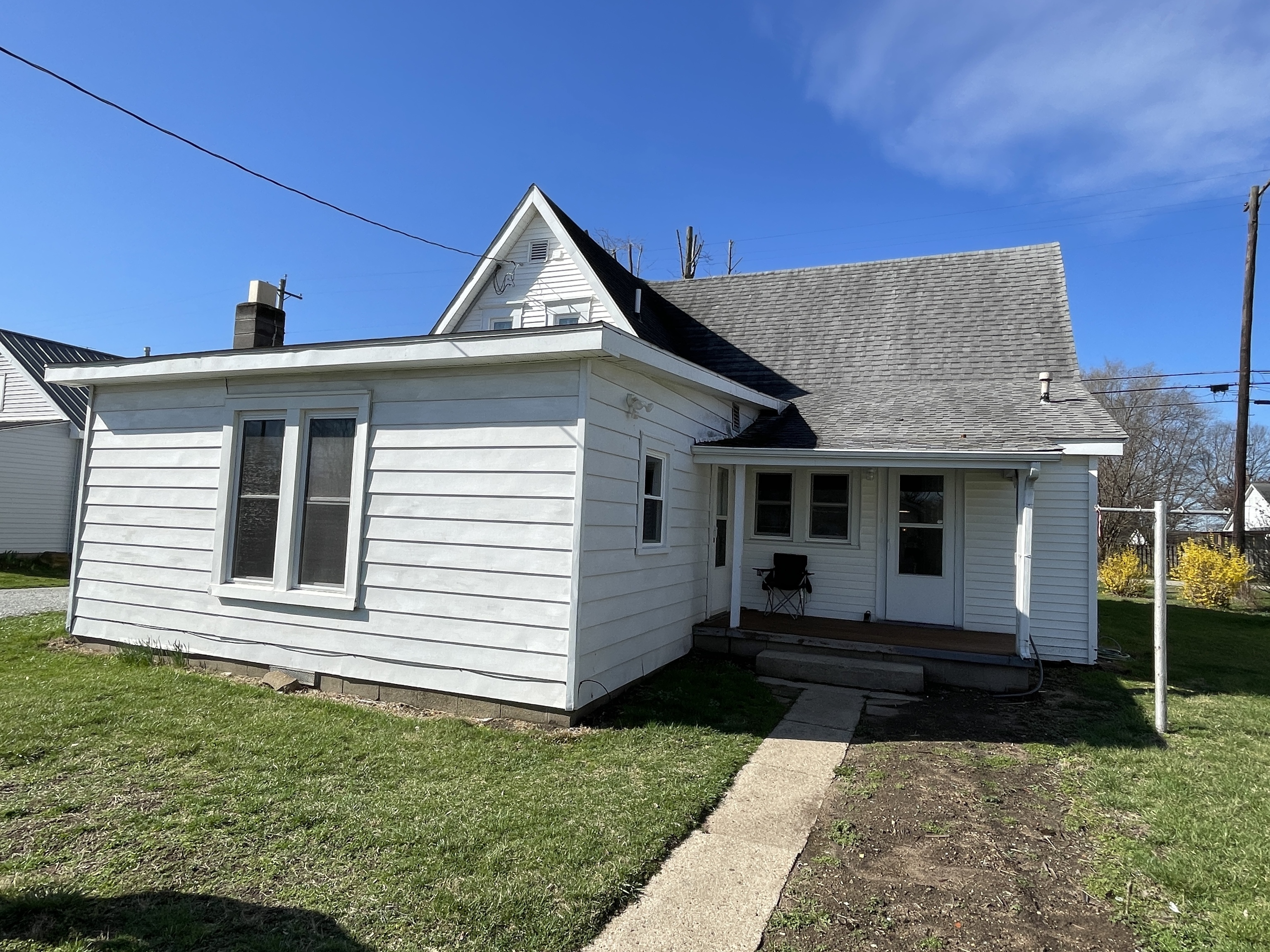 6033 S Jonesville Road