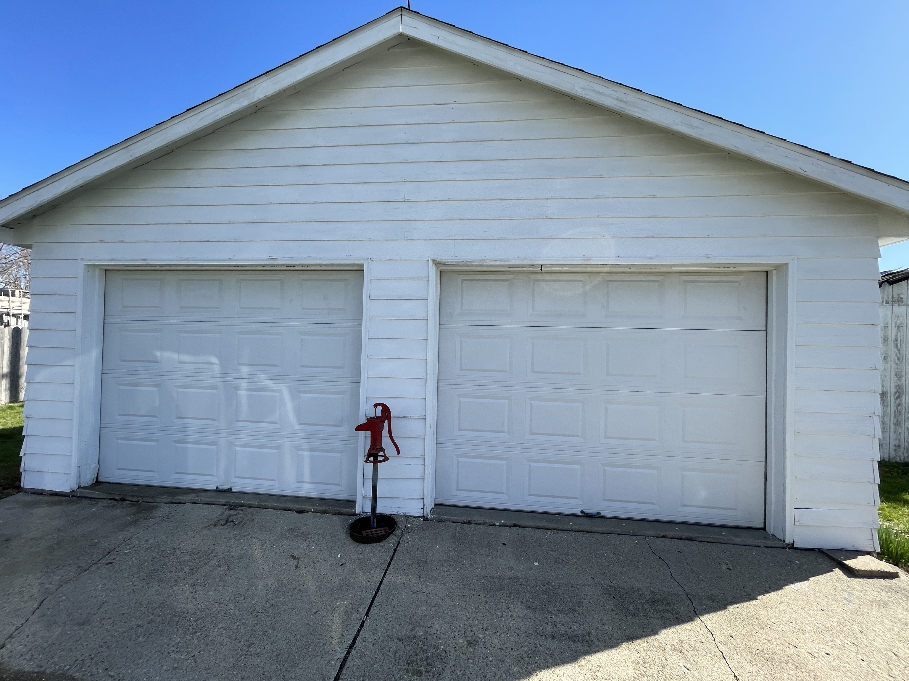 6033 S Jonesville Road