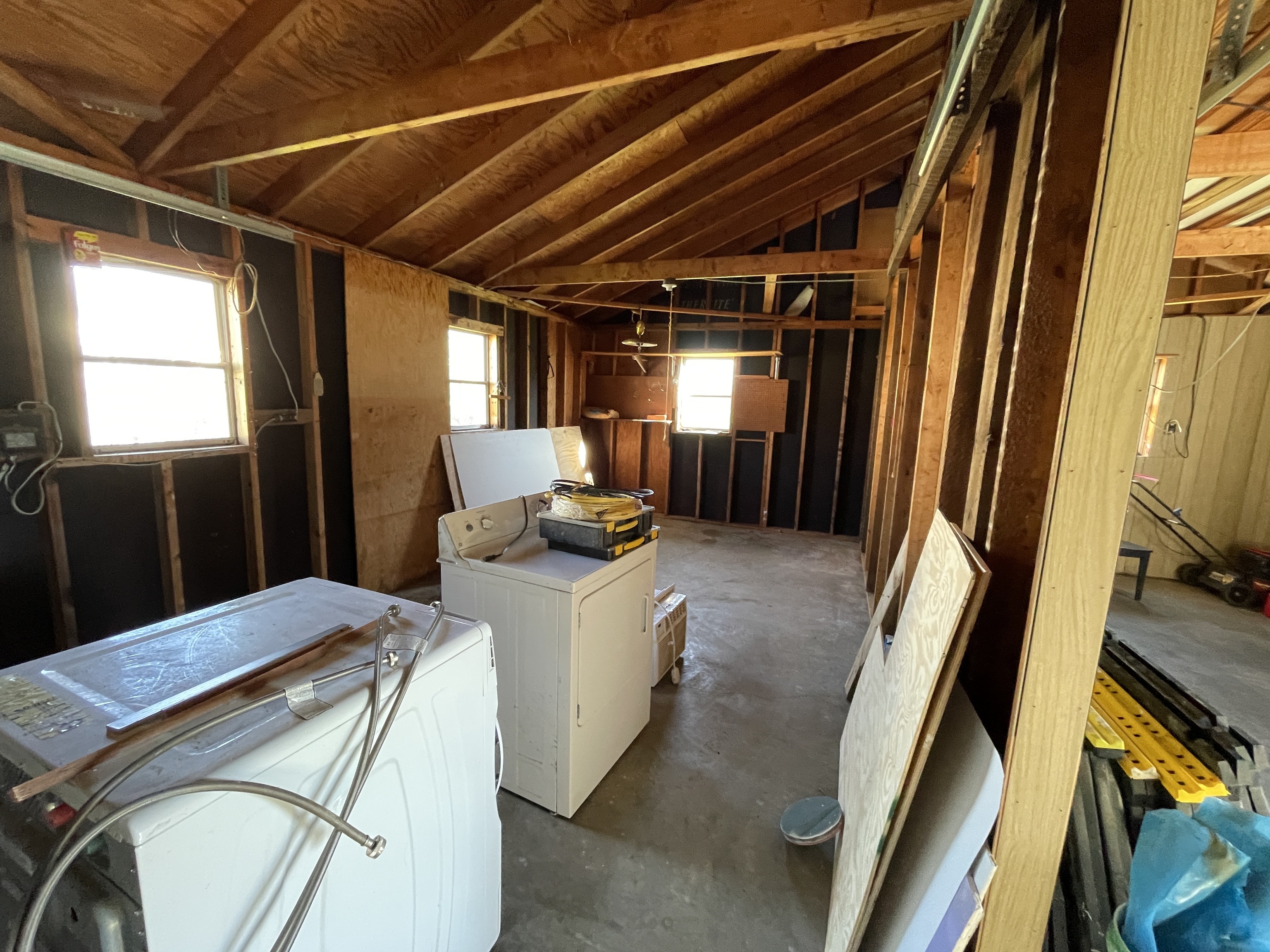 6033 S Jonesville Road