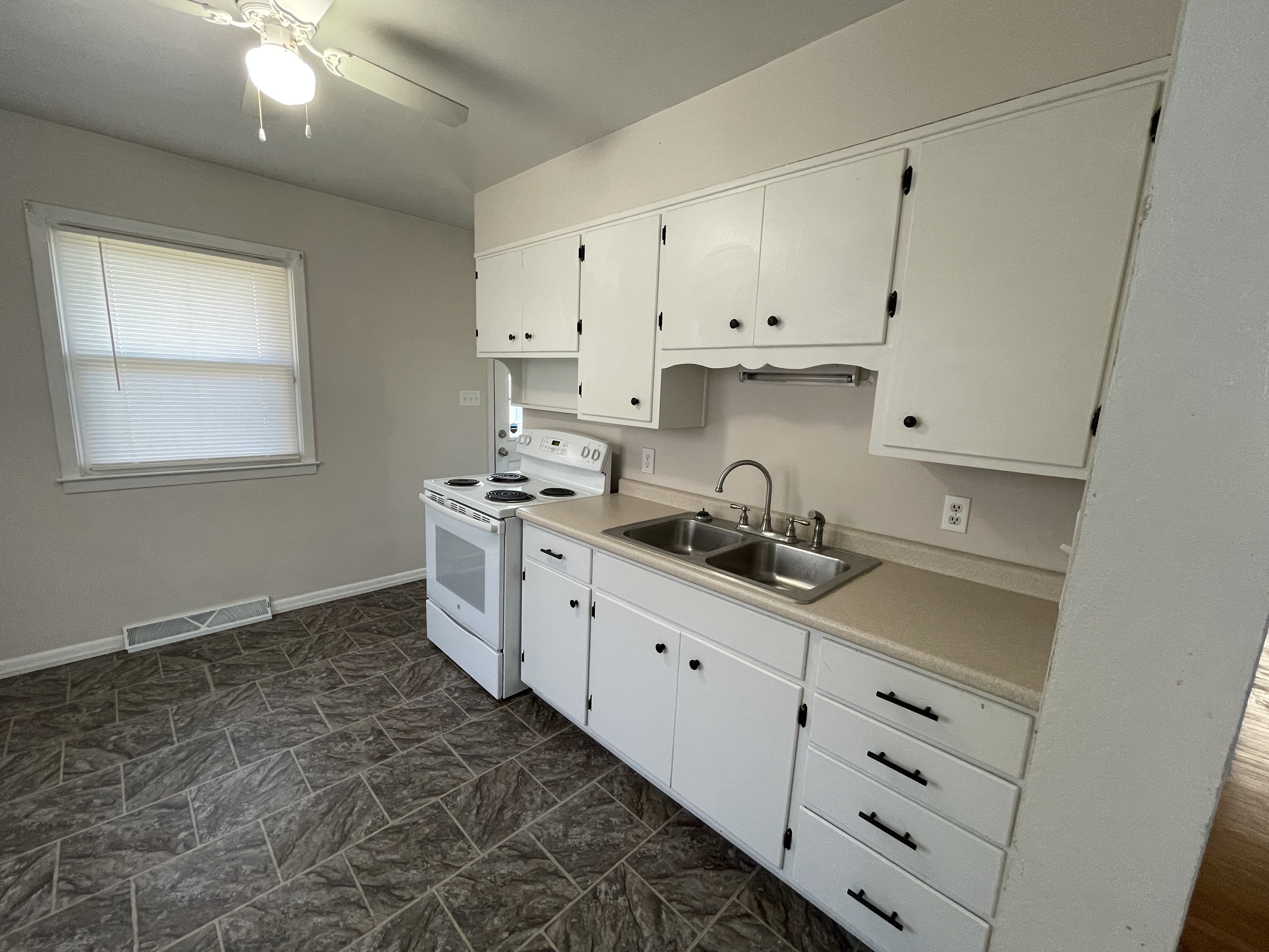 2317 Chestnut Street