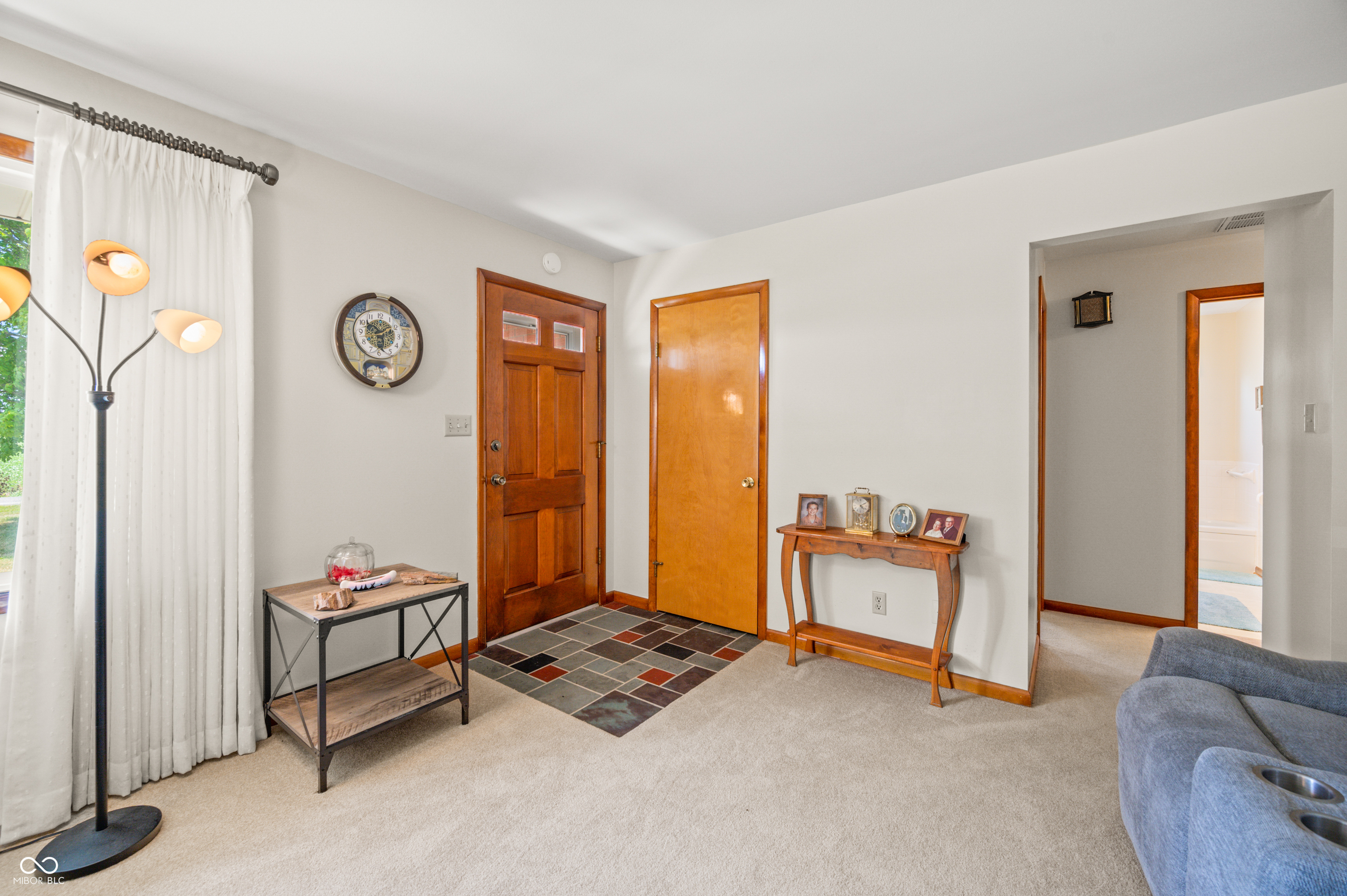 10520 E Railroad Street