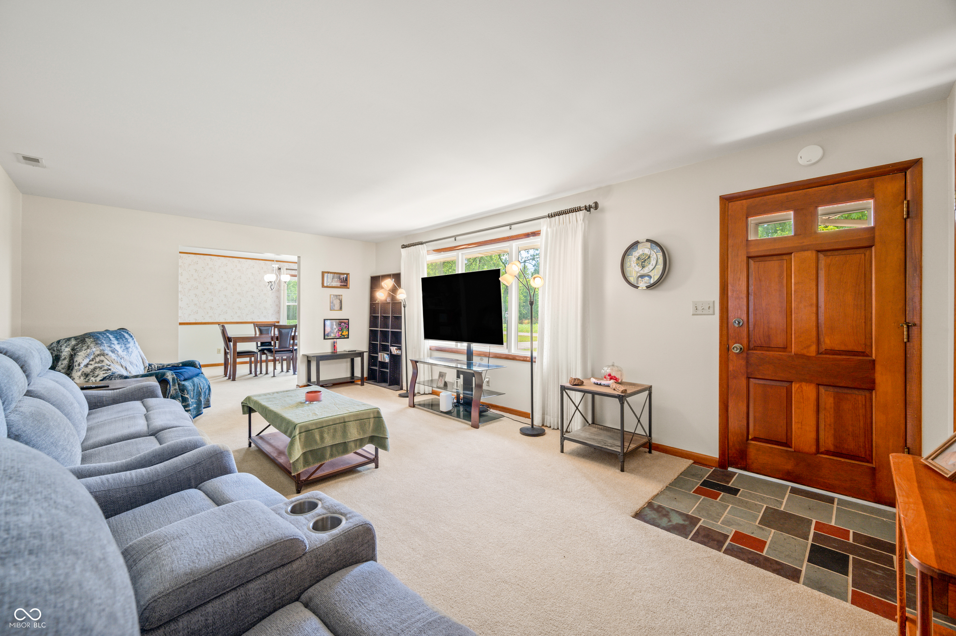 10520 E Railroad Street