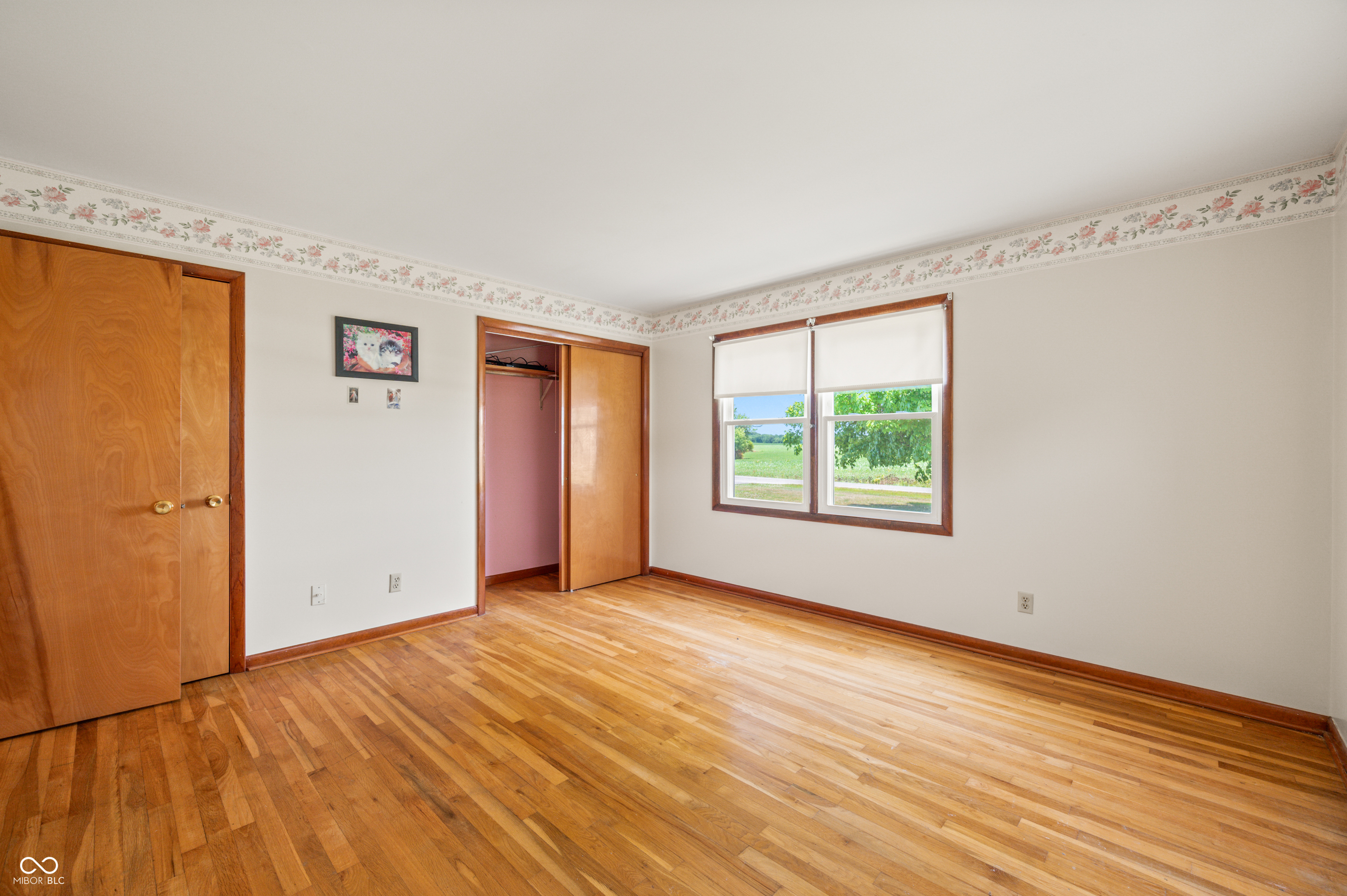 10520 E Railroad Street