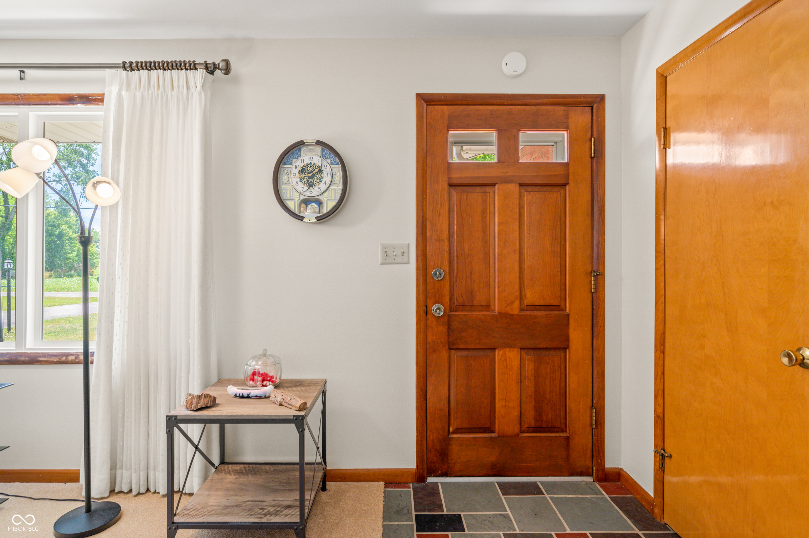 10520 E Railroad Street