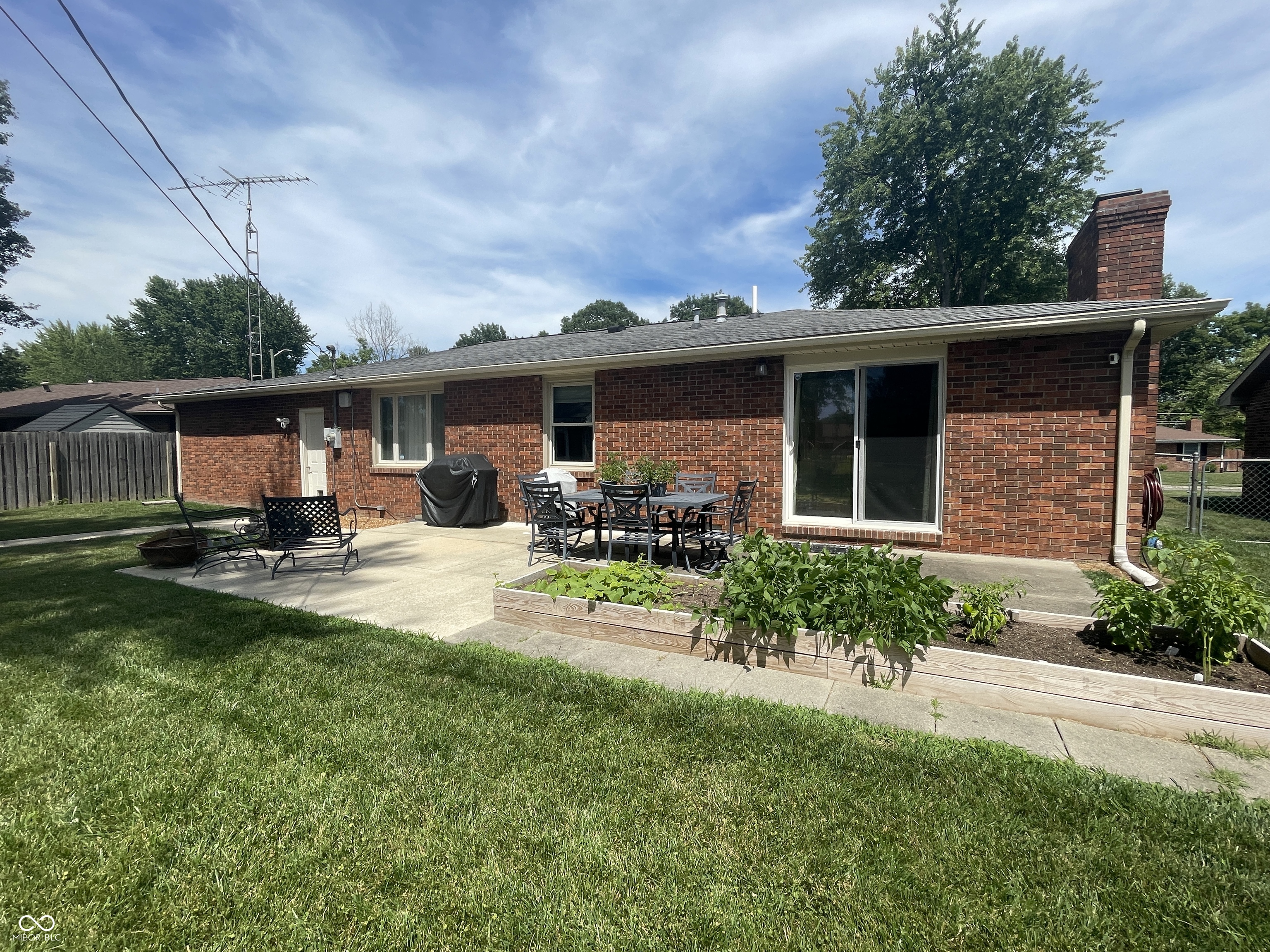 3320 Flintwood Drive