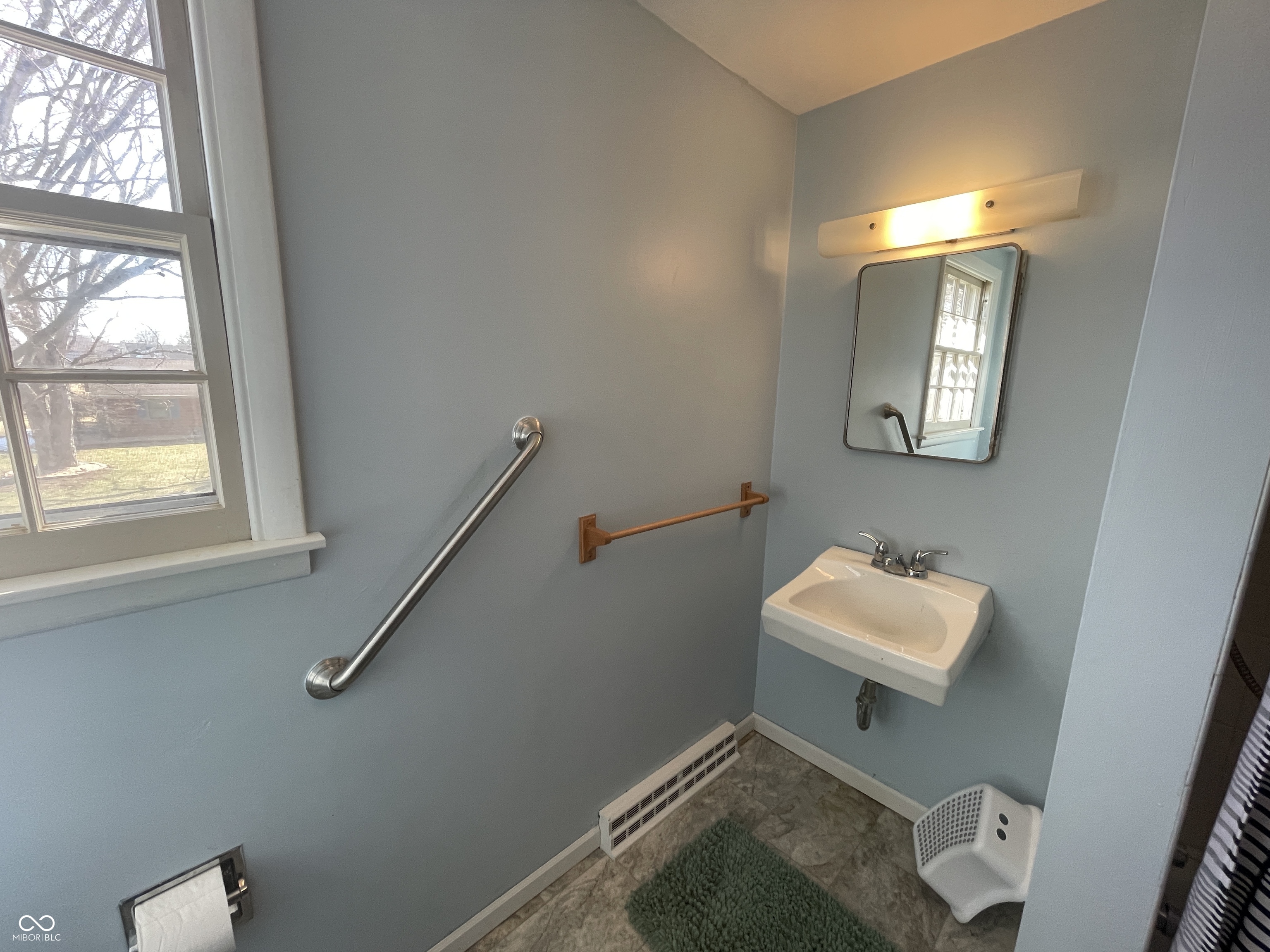 4126 Roselawn Avenue