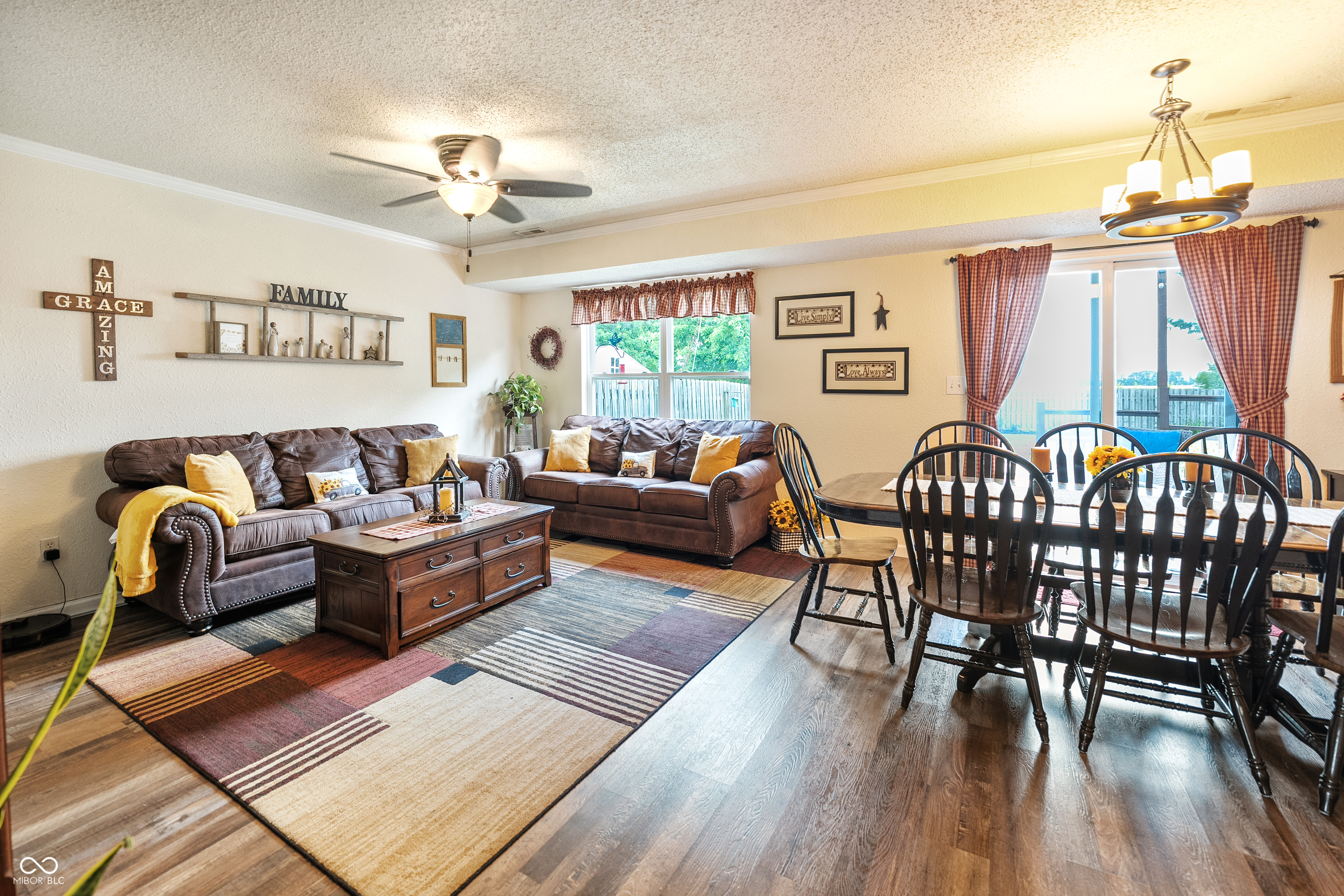 2250 Lakecrest Drive