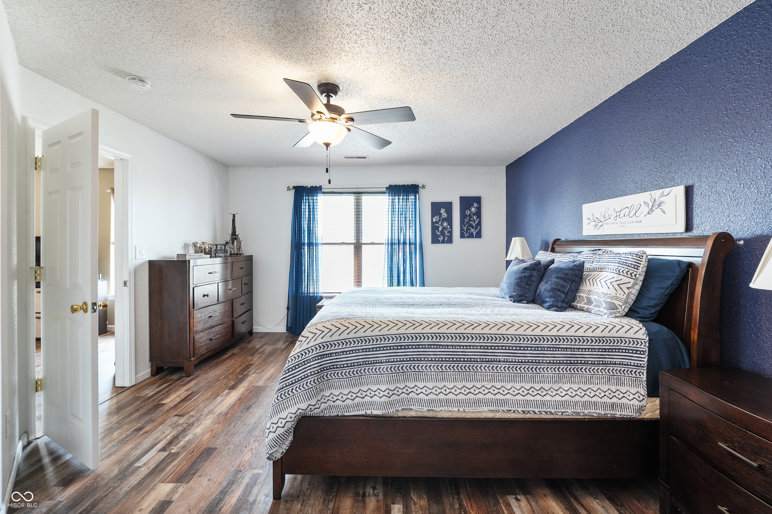 2250 Lakecrest Drive