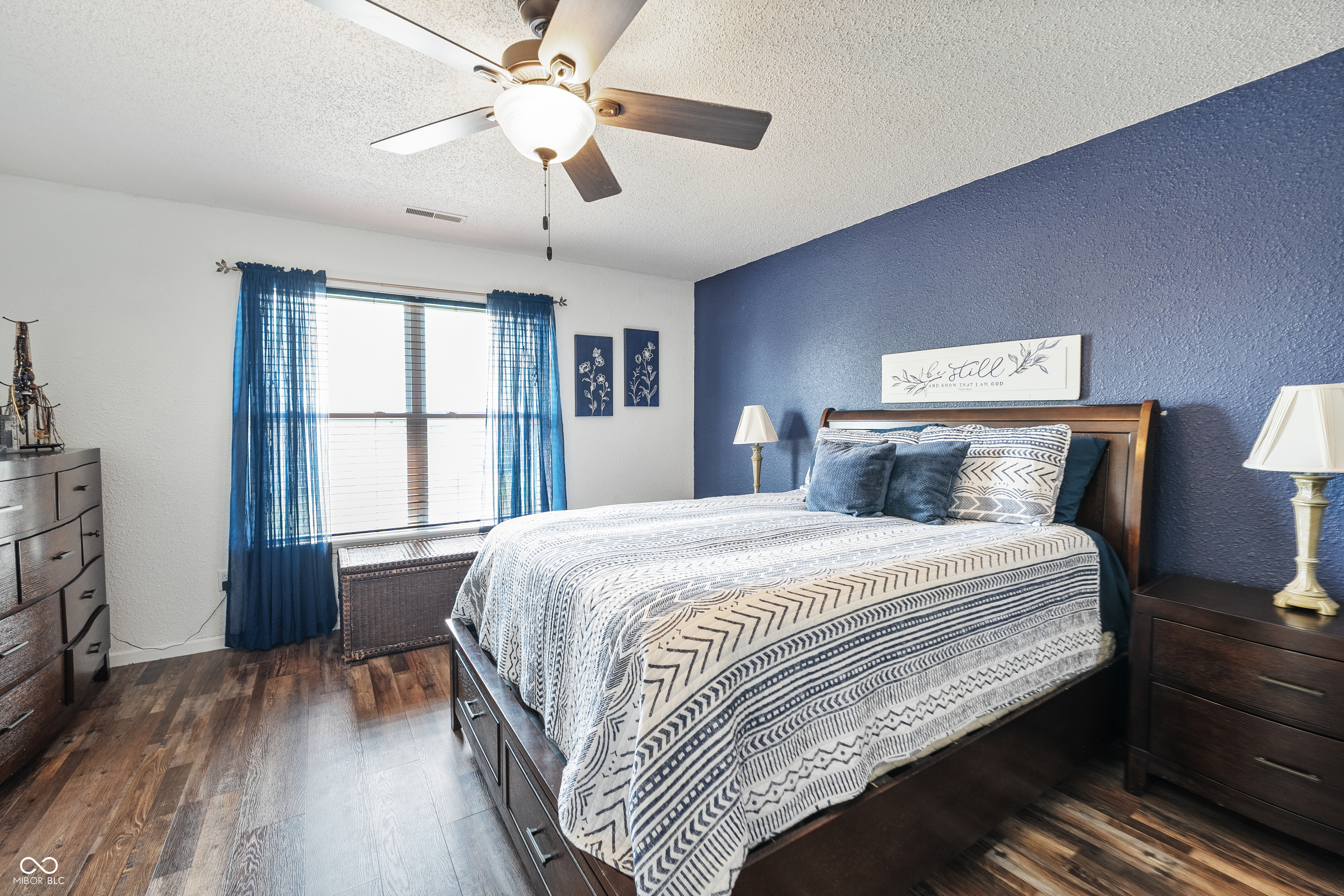 2250 Lakecrest Drive