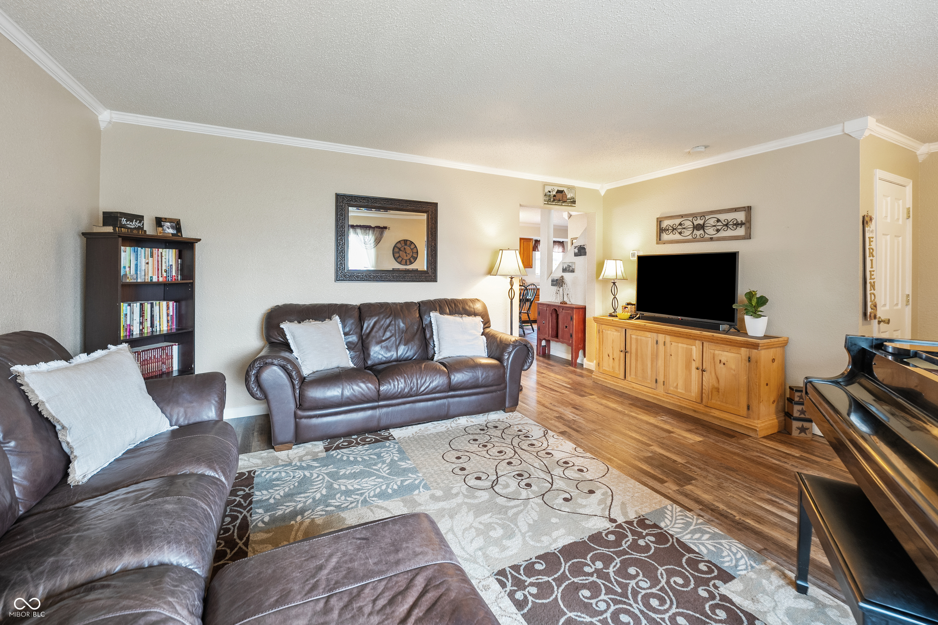 2250 Lakecrest Drive