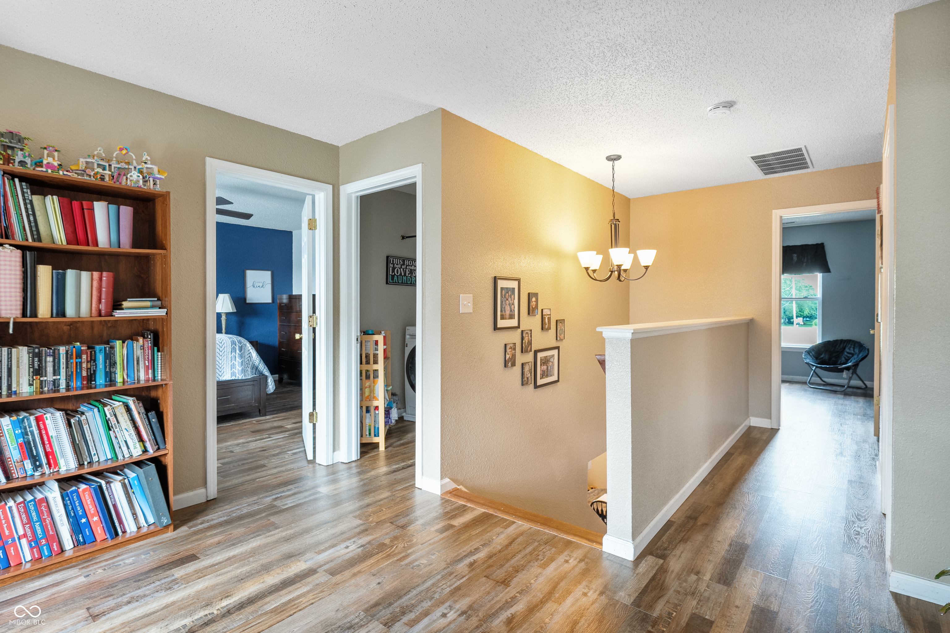 2250 Lakecrest Drive