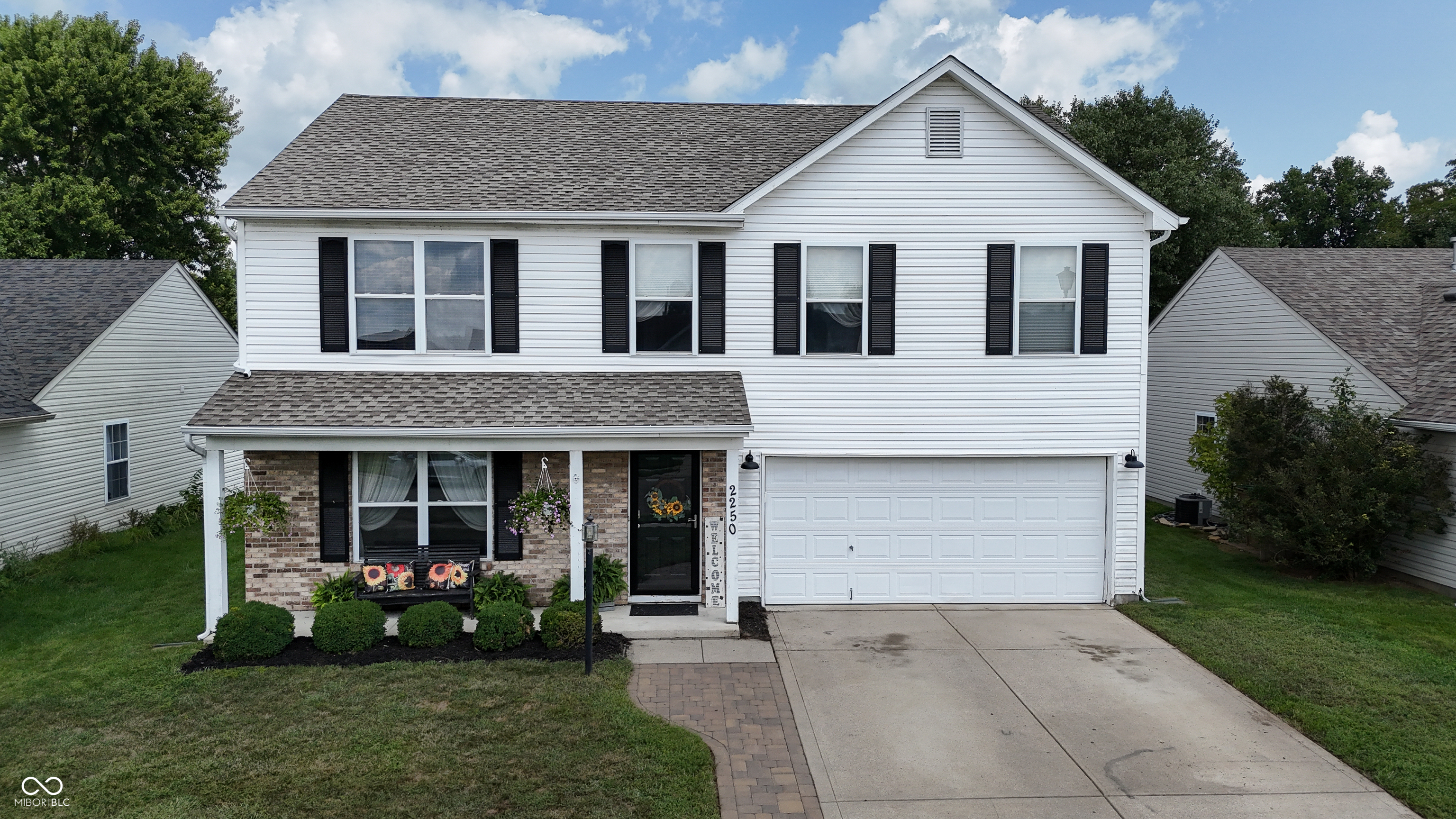 2250 Lakecrest Drive