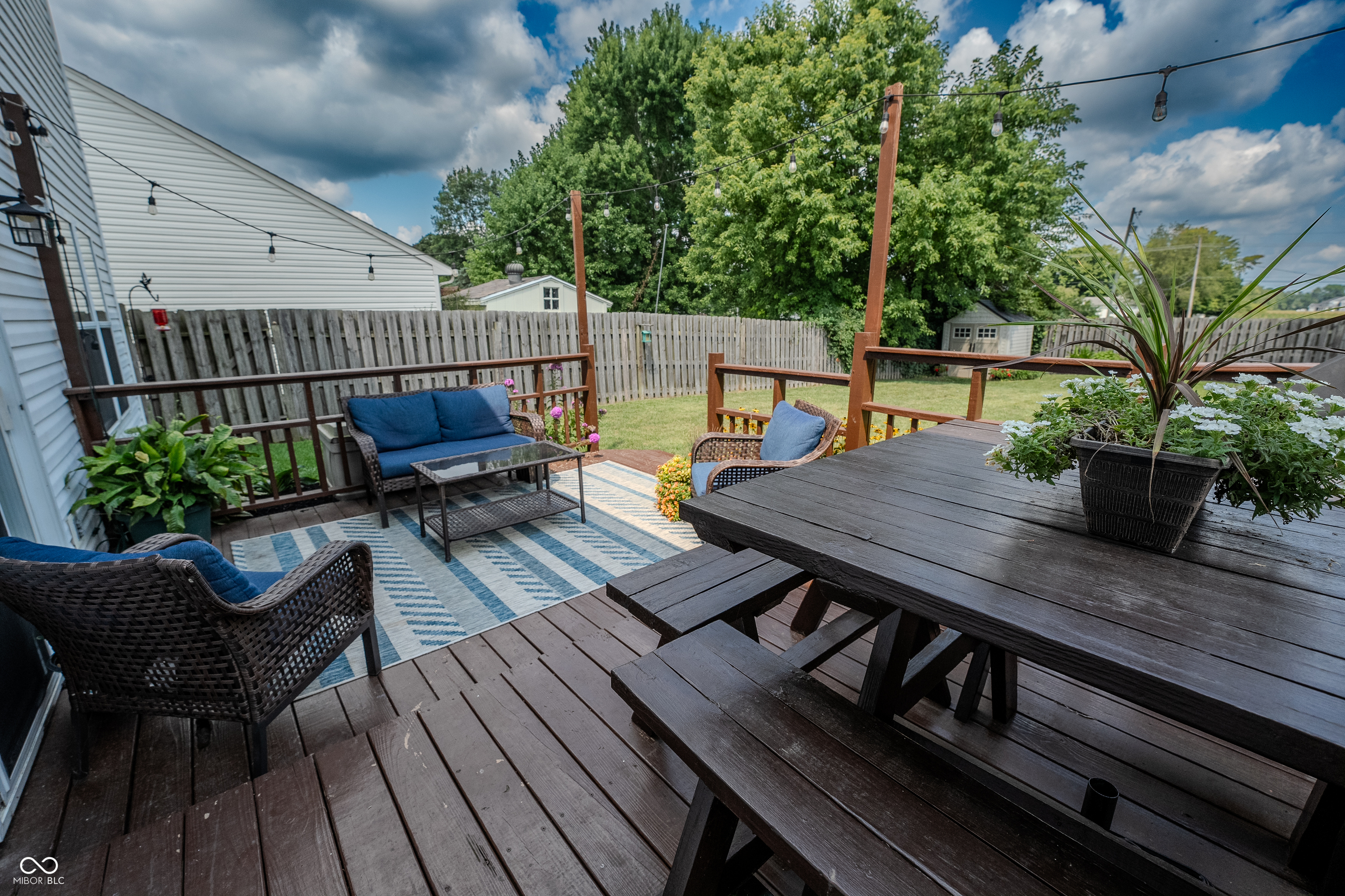 2250 Lakecrest Drive