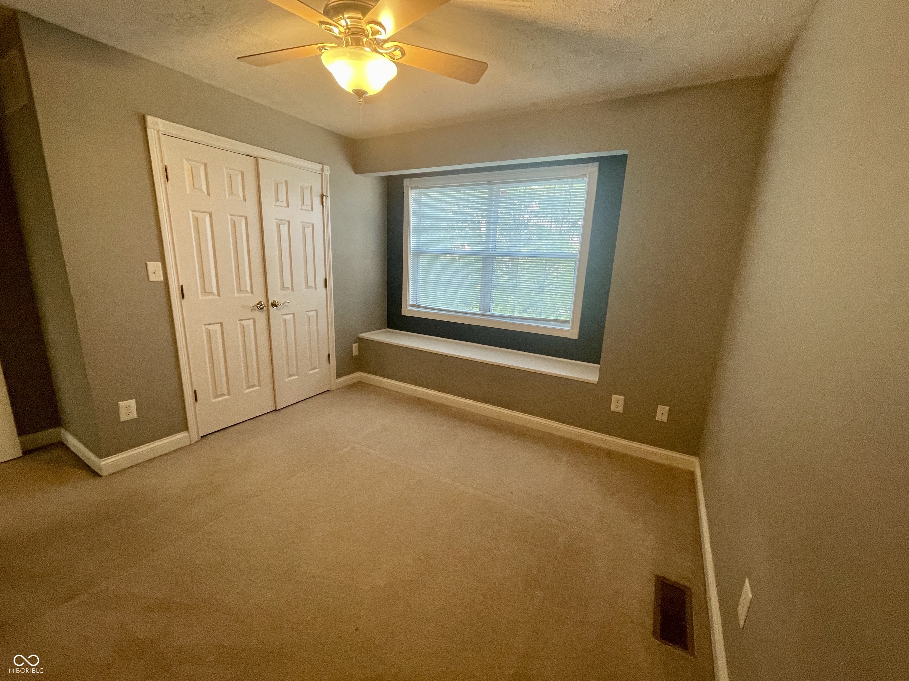 2999 Prairie Stream Way