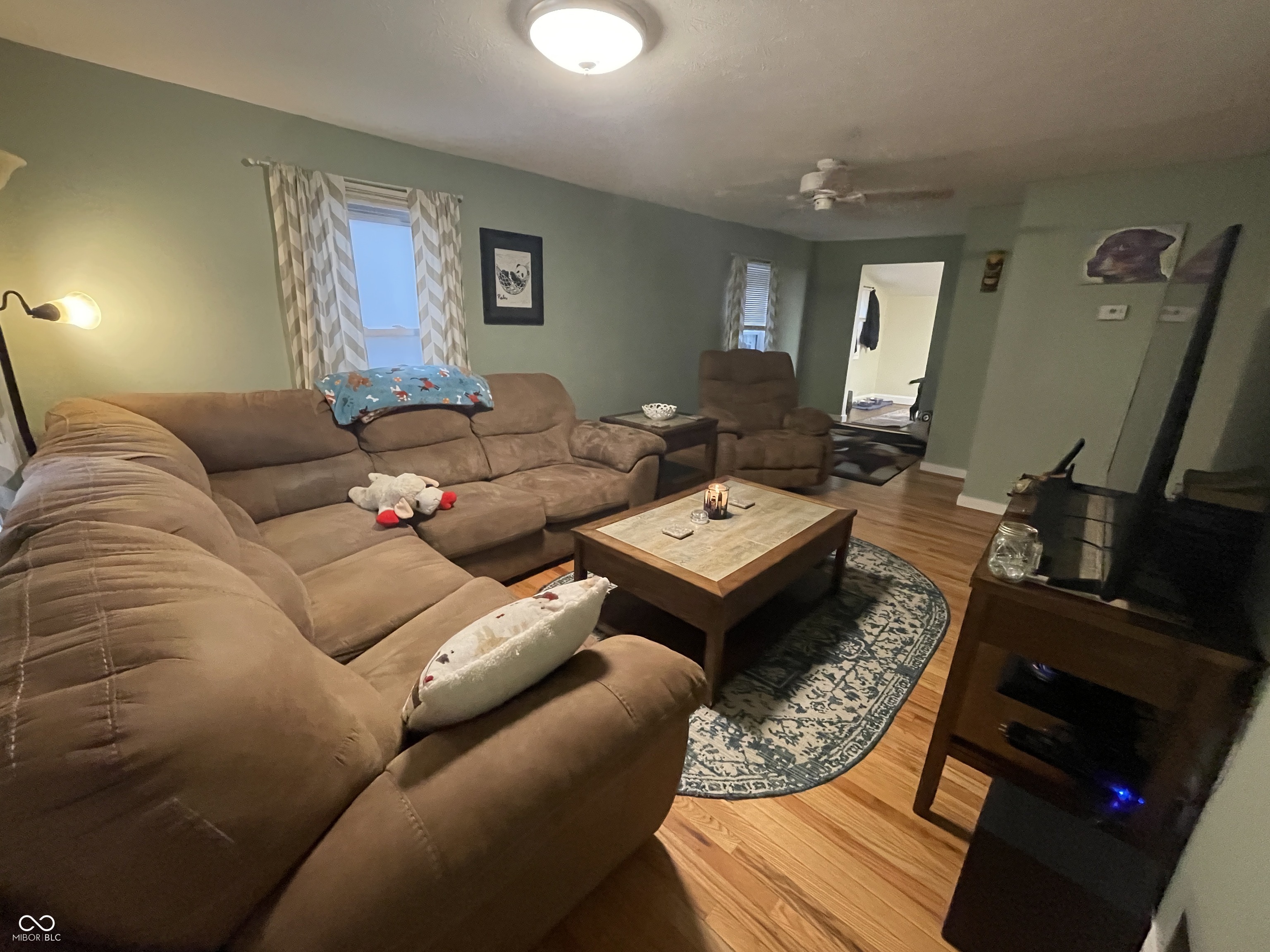 318 N Gladstone Avenue