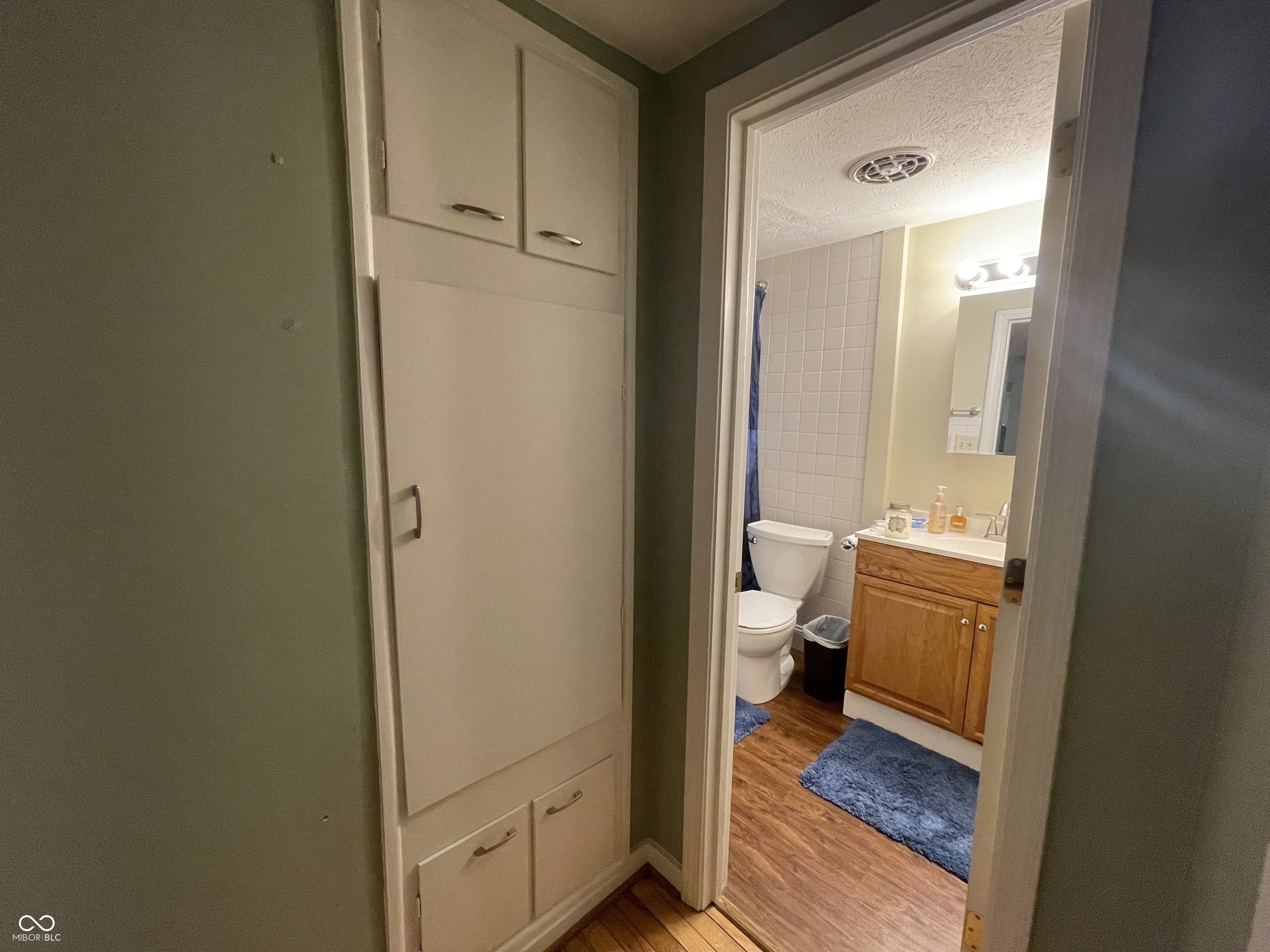 318 N Gladstone Avenue