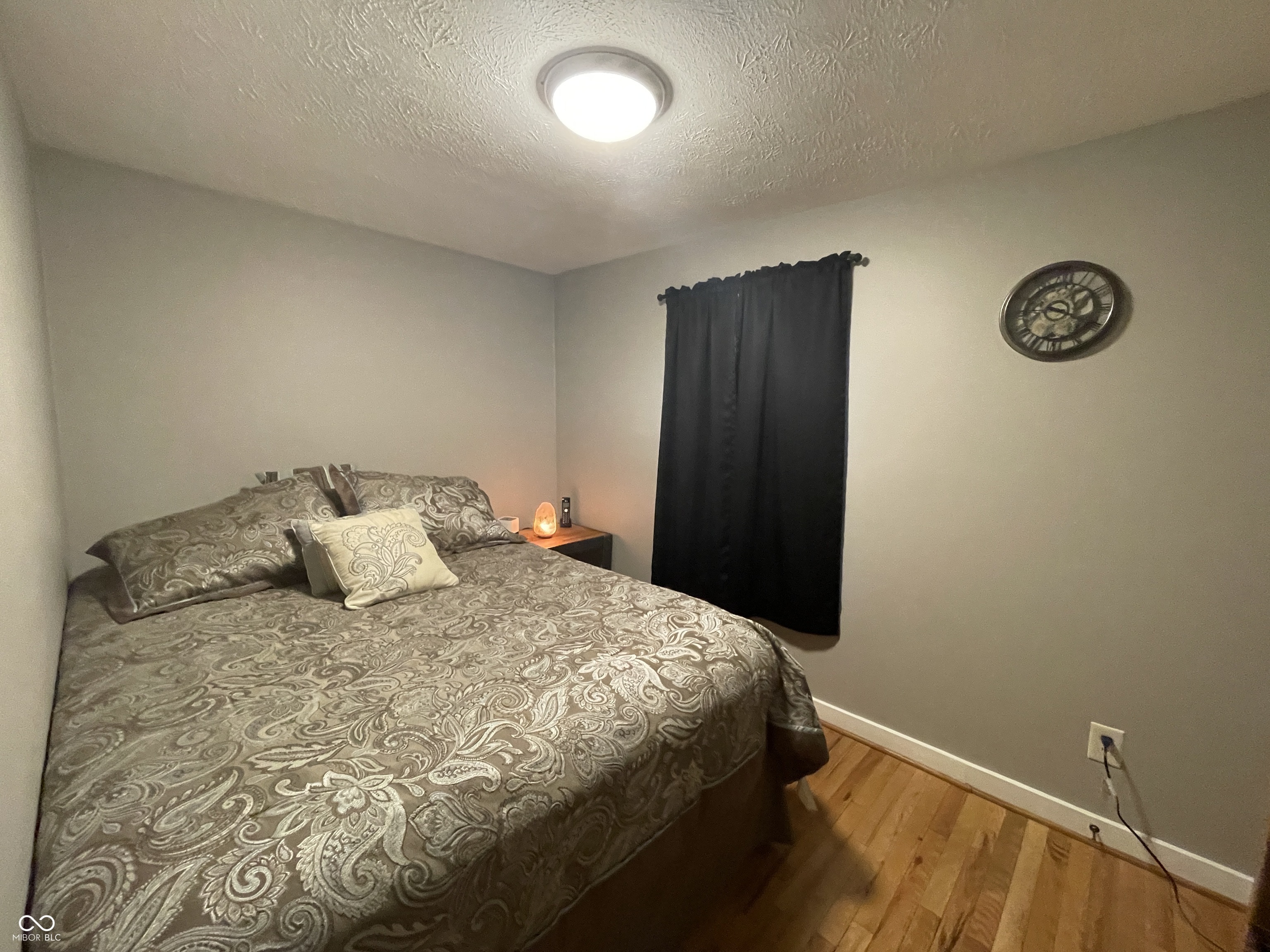 318 N Gladstone Avenue