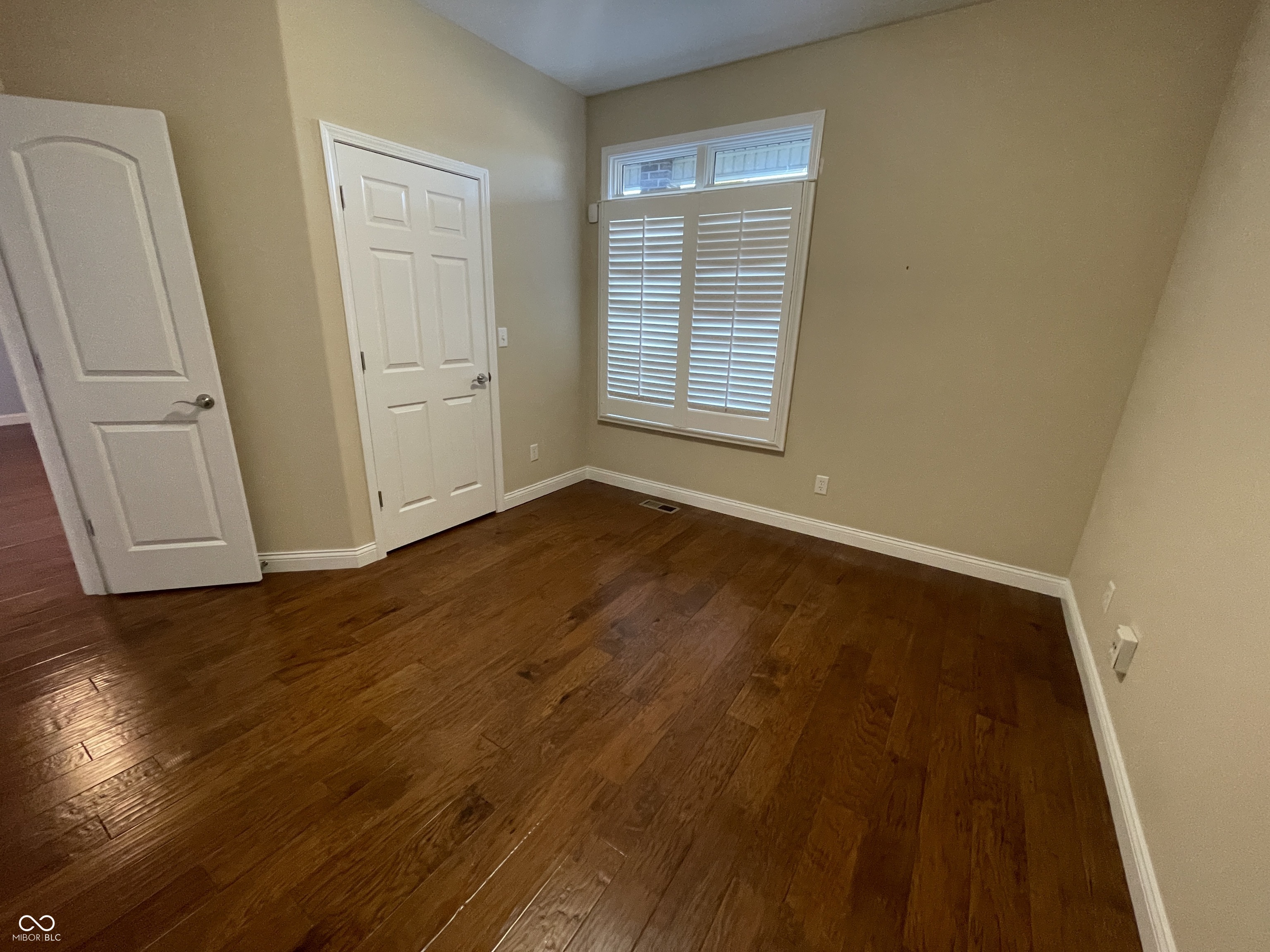 5920 Shellbark Court