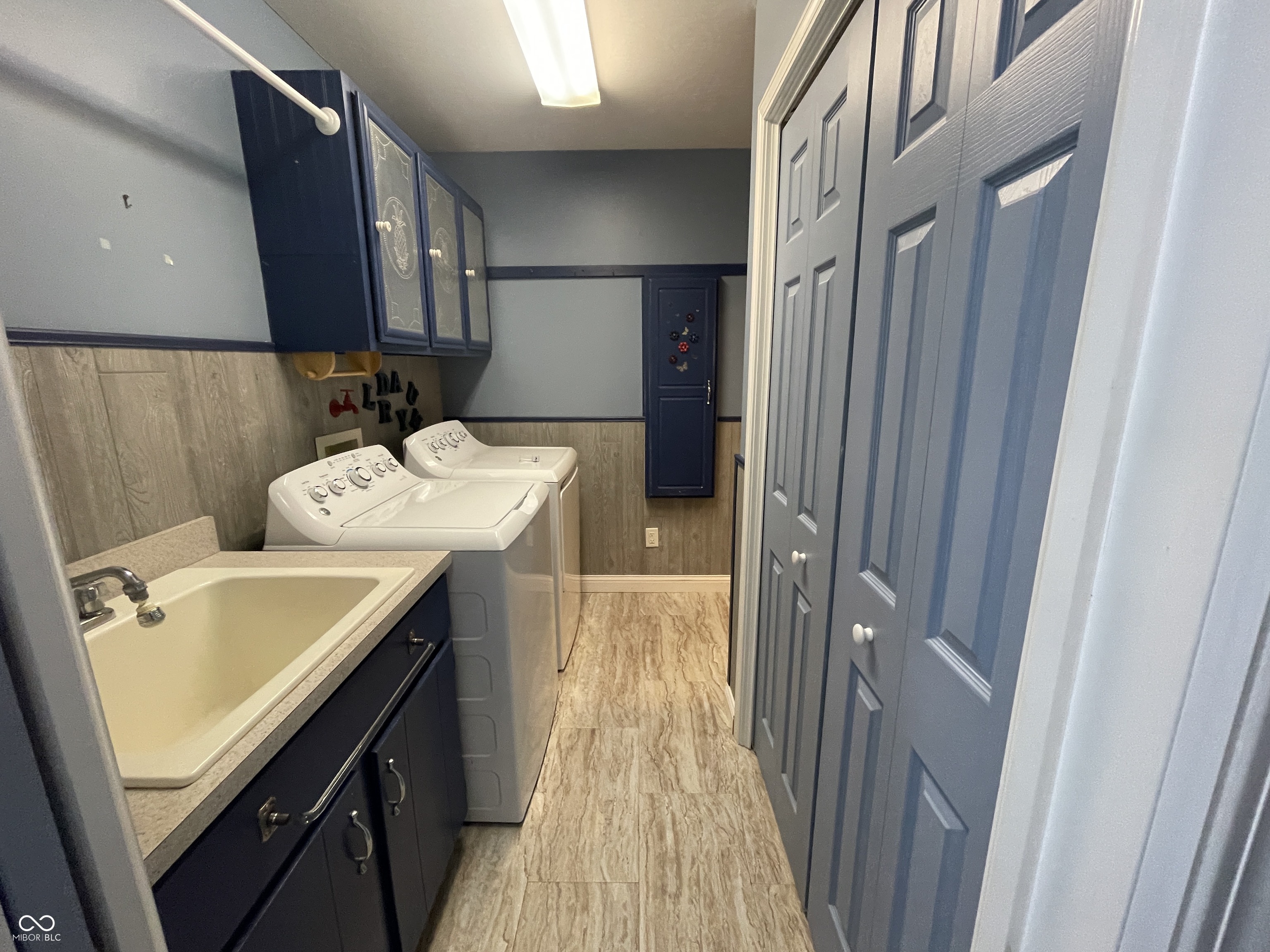 5920 Shellbark Court