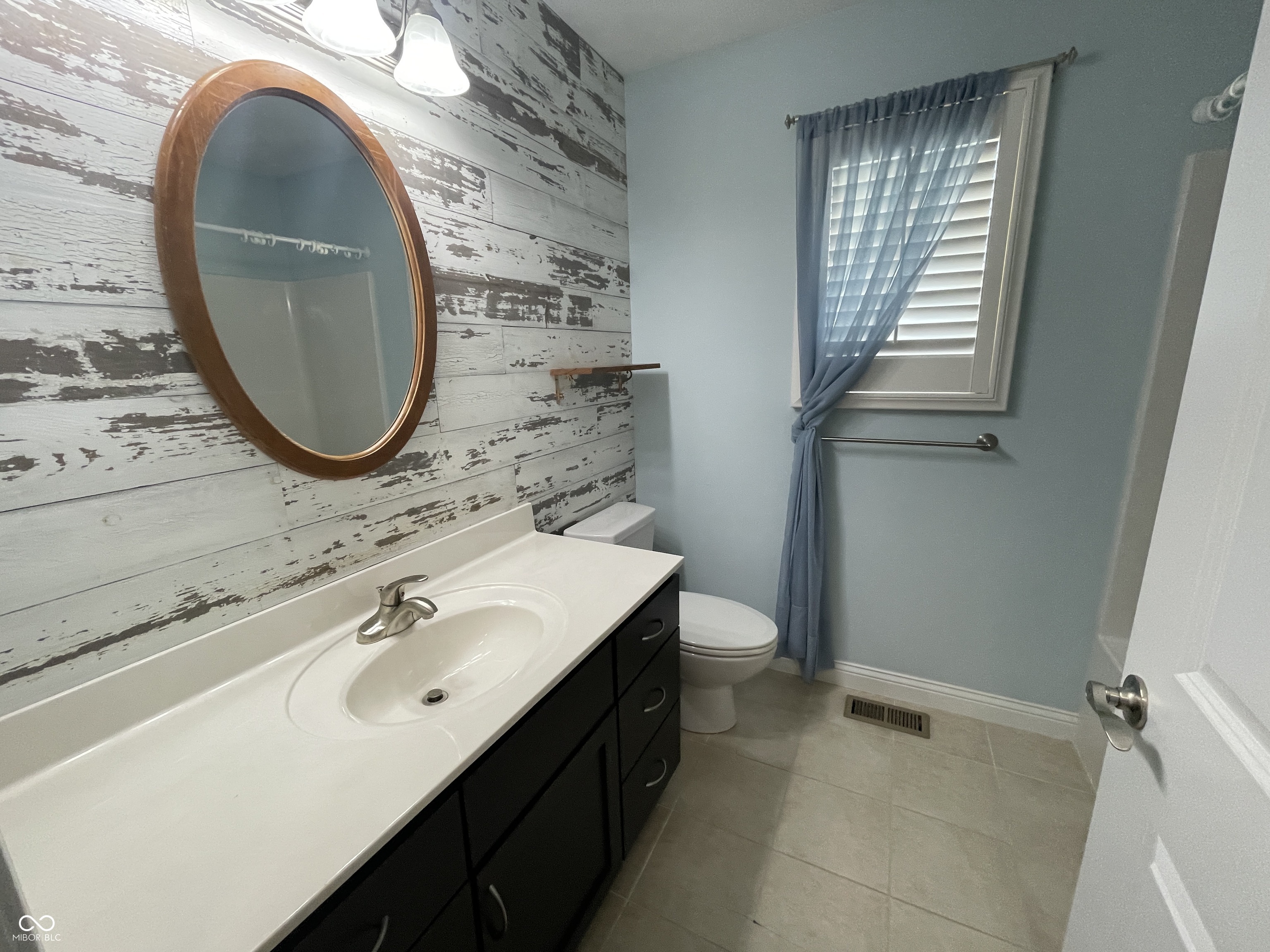 5920 Shellbark Court