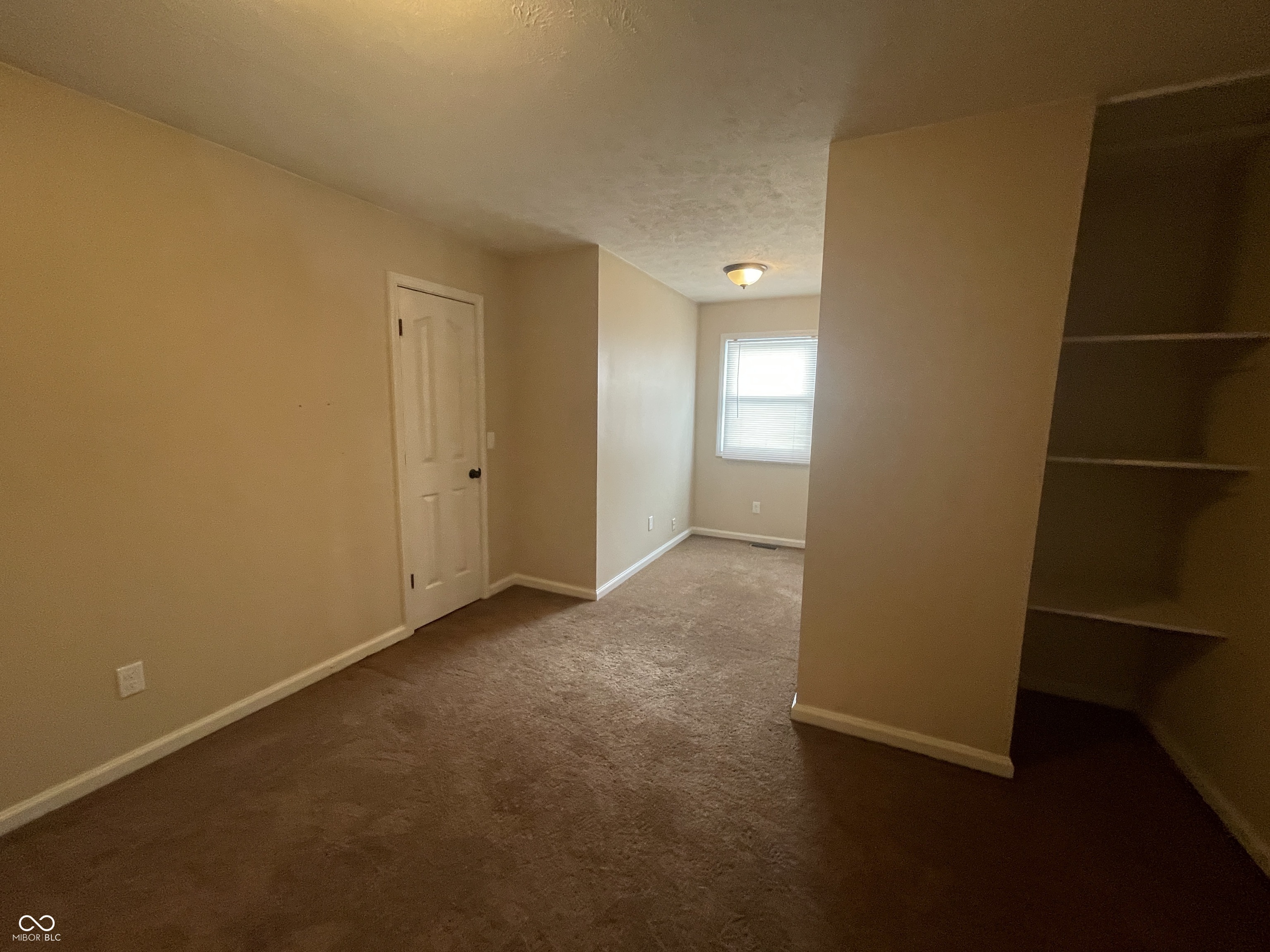 2896 Fox Hollow Court