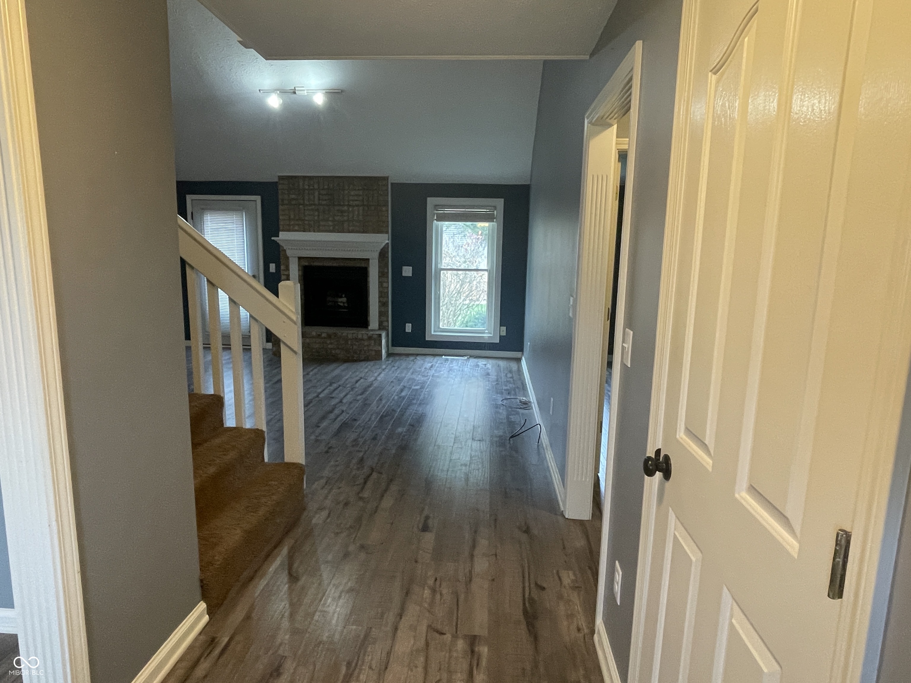 2896 Fox Hollow Court