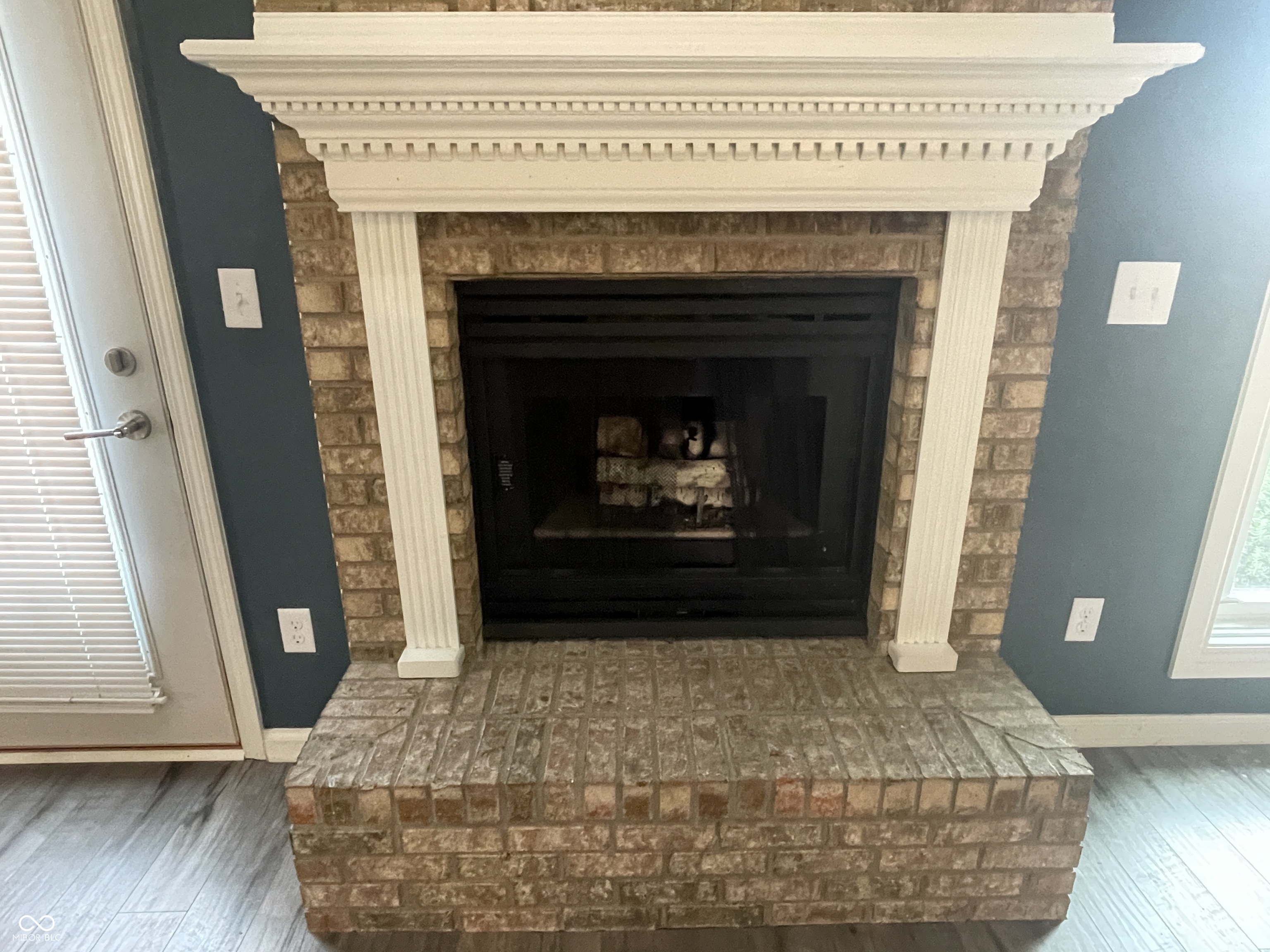 2896 Fox Hollow Court