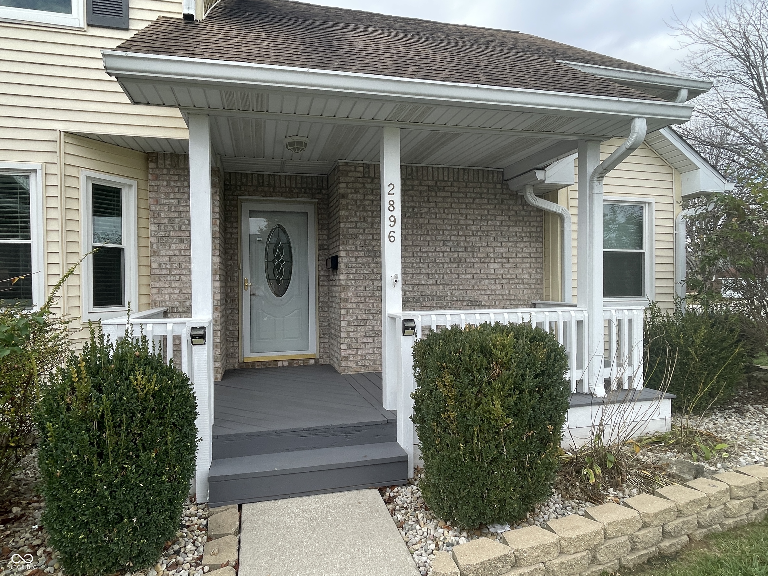 2896 Fox Hollow Court