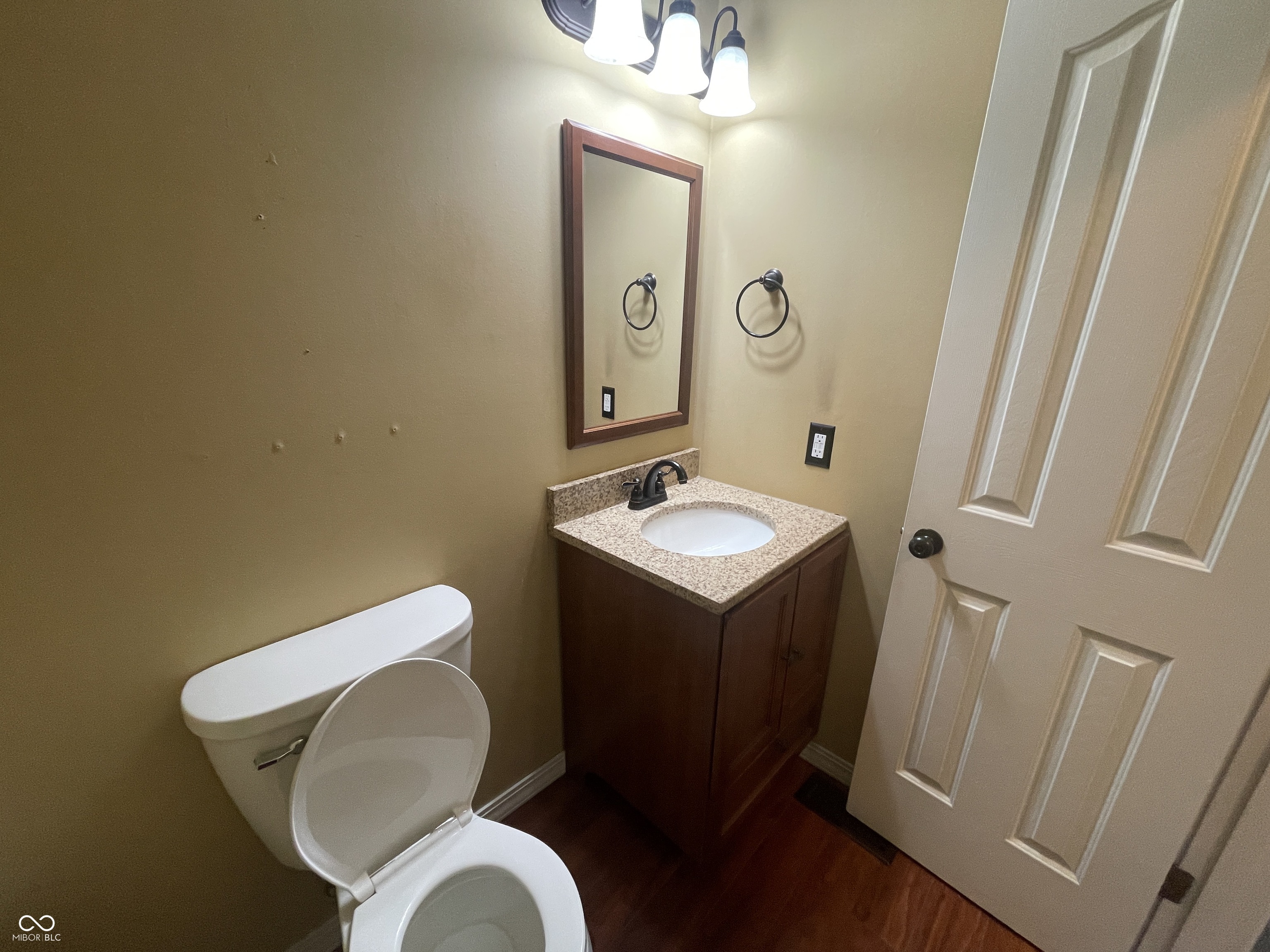 2896 Fox Hollow Court