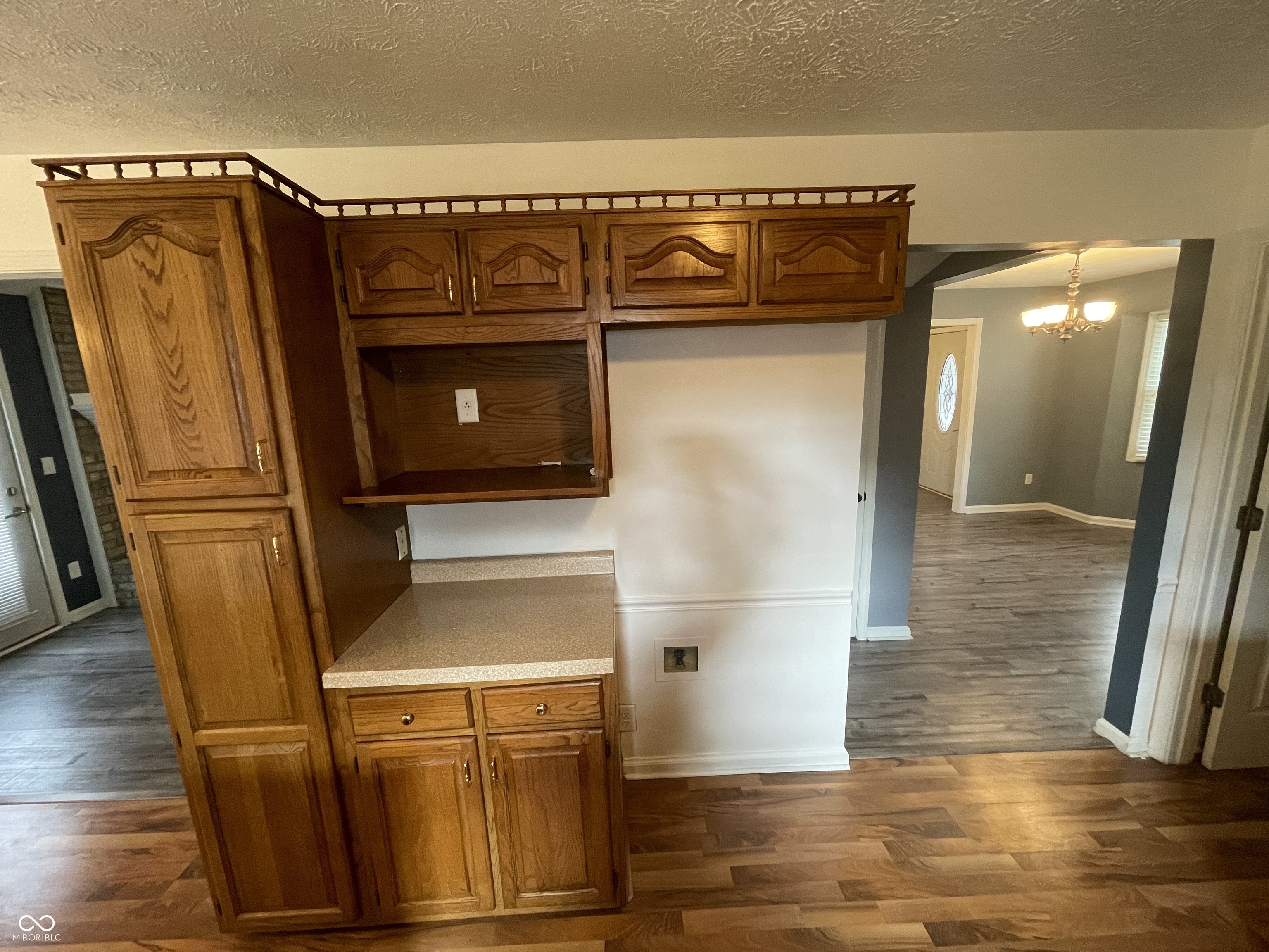 2896 Fox Hollow Court