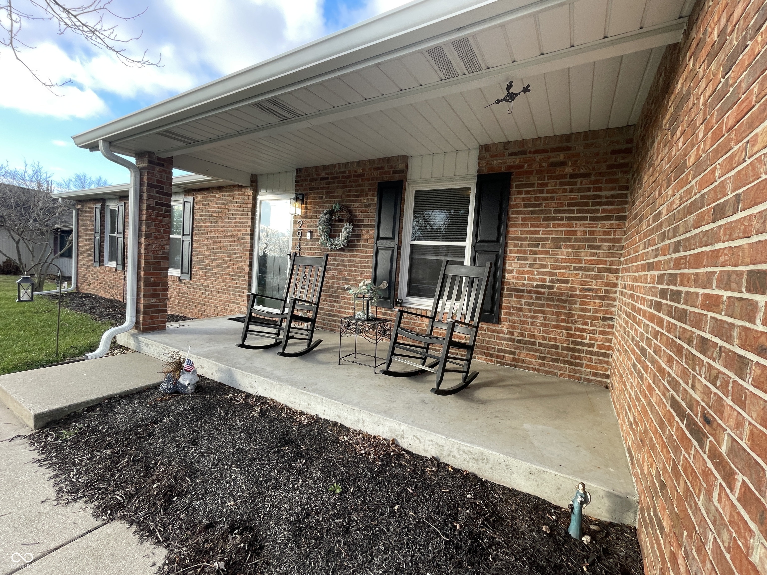 2944 Silver Fox Drive