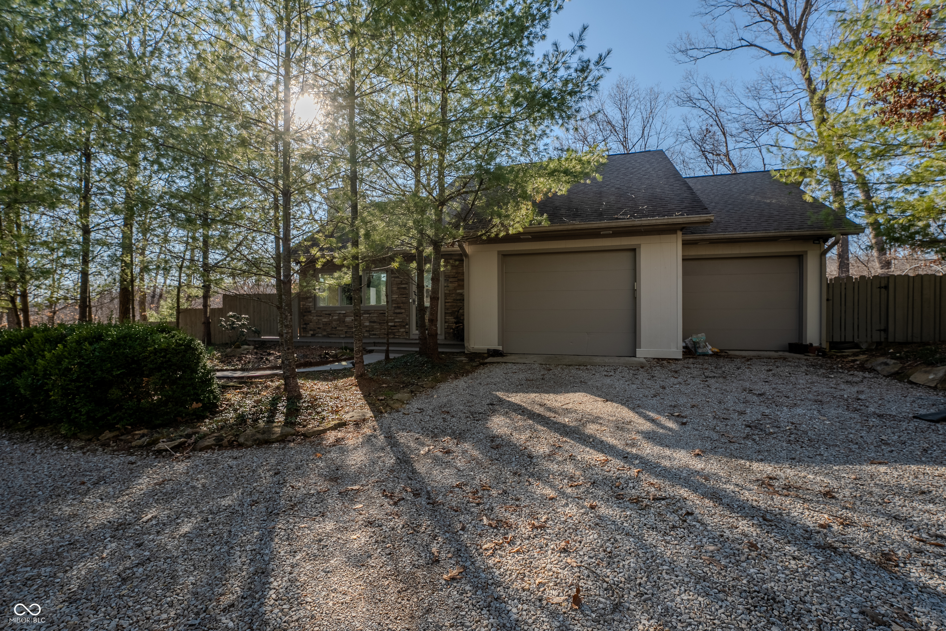 916 Timber Crest Road